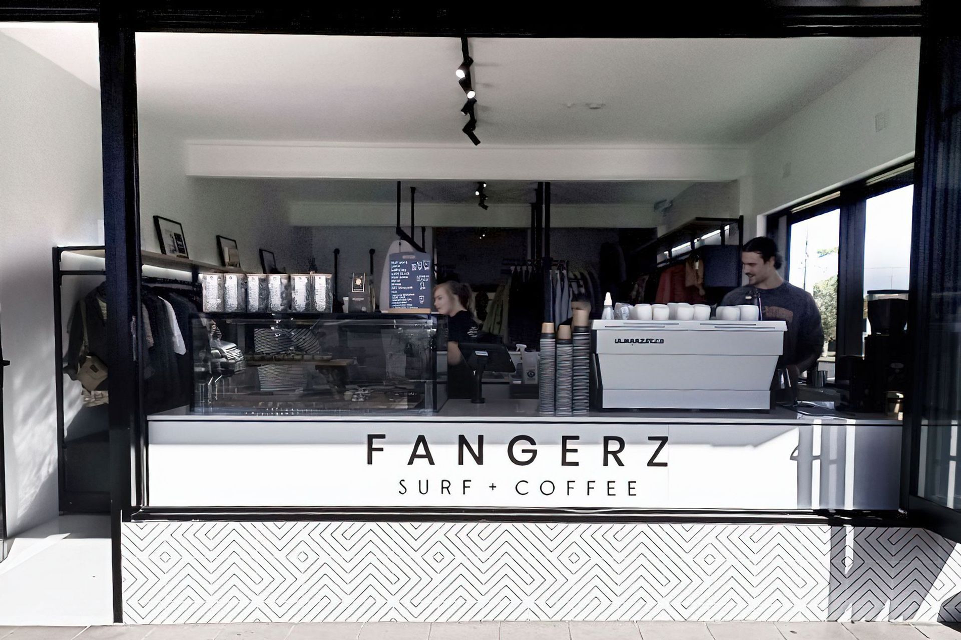 Fangerz Surf &amp; Coffee