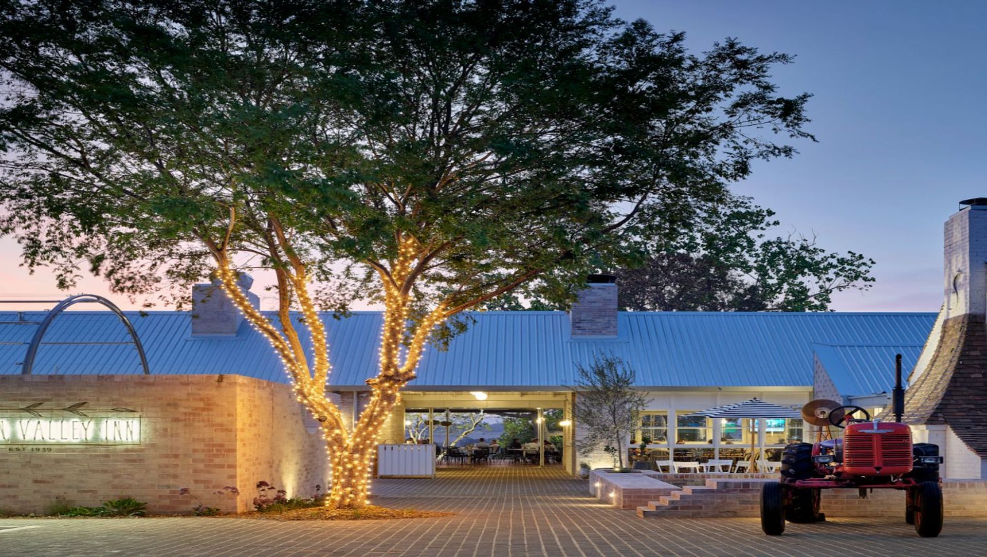 Camden Valley Inn banner