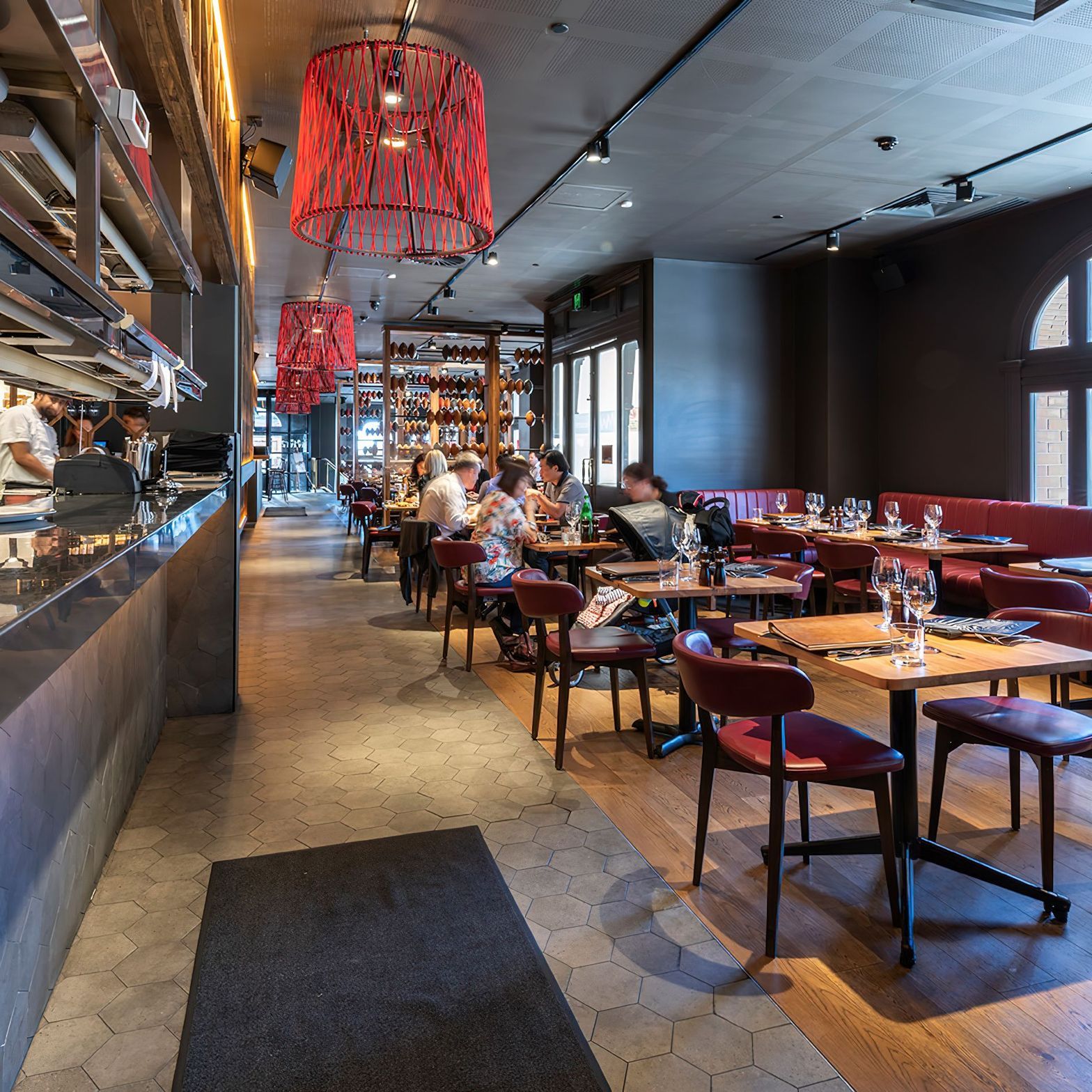 The-Meat-and-Wine-Co-Palace-Hotel21-gigapixel-standard-scale-200x.jpg