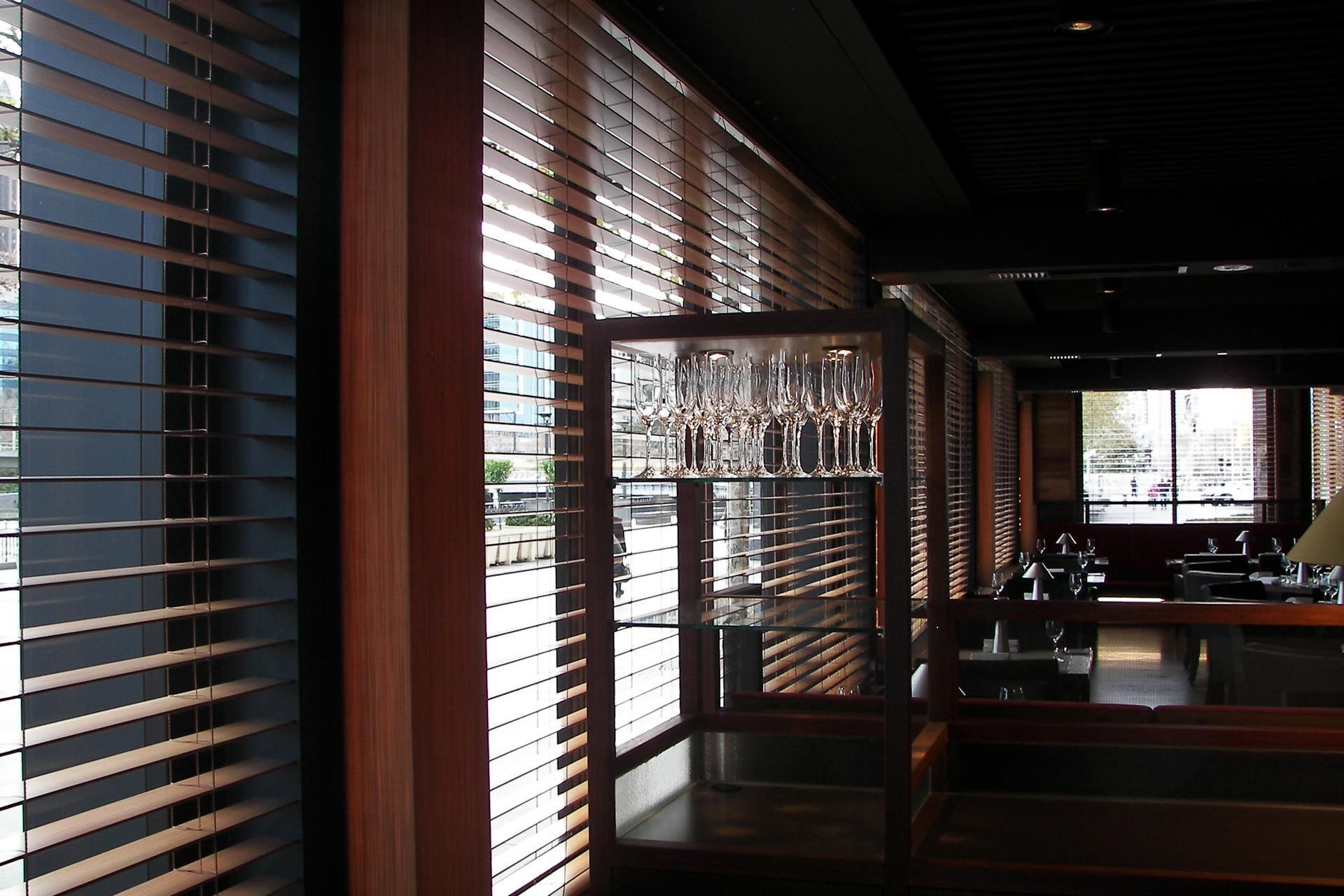 vertilux-rockpool-crown-melbourne-venetian-blinds-1.jpg