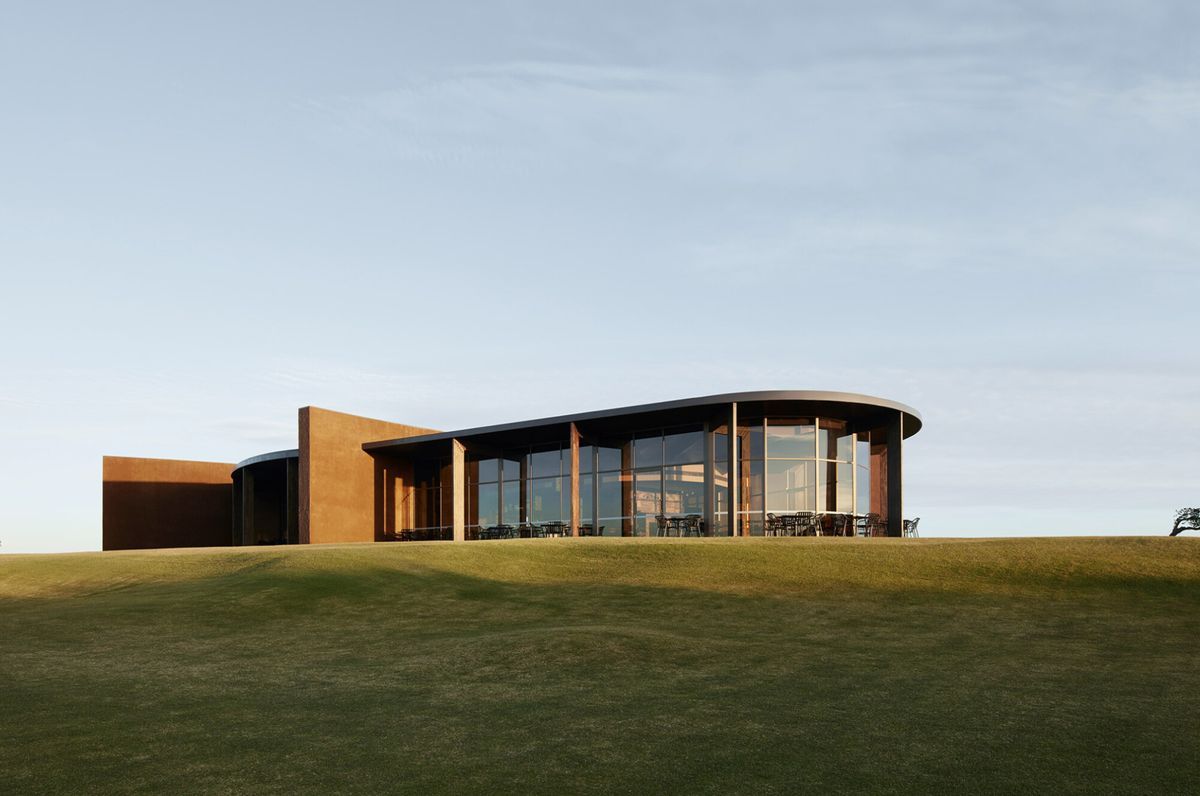 Lonsdale Links