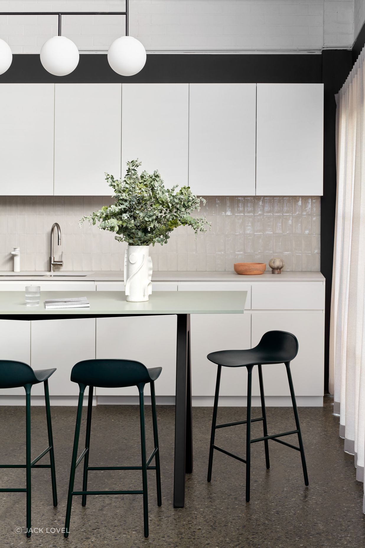 Lenox Hill by Rezen Studio ArchiPro AU