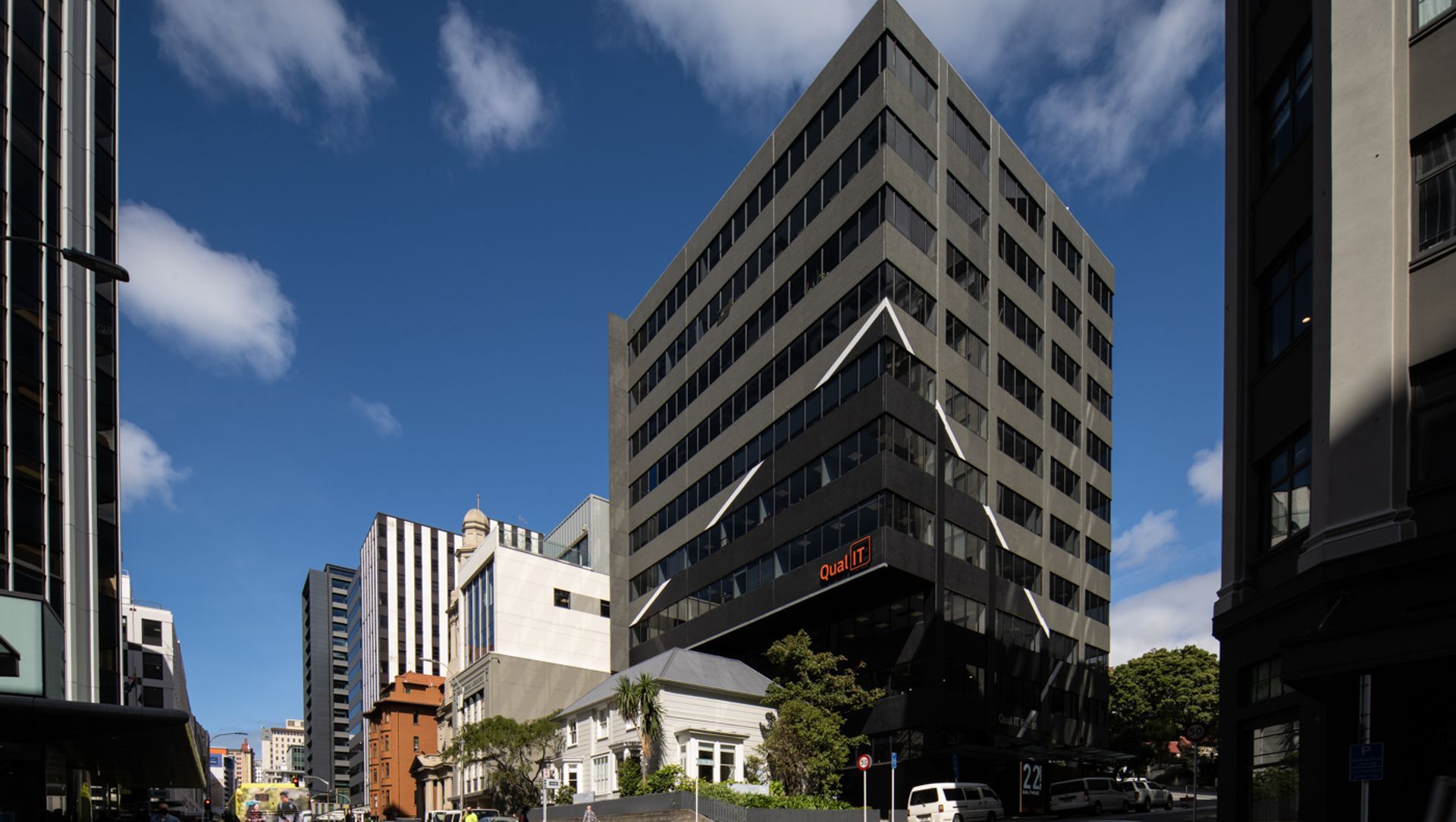 QUAL IT House, 22 The Terrace banner