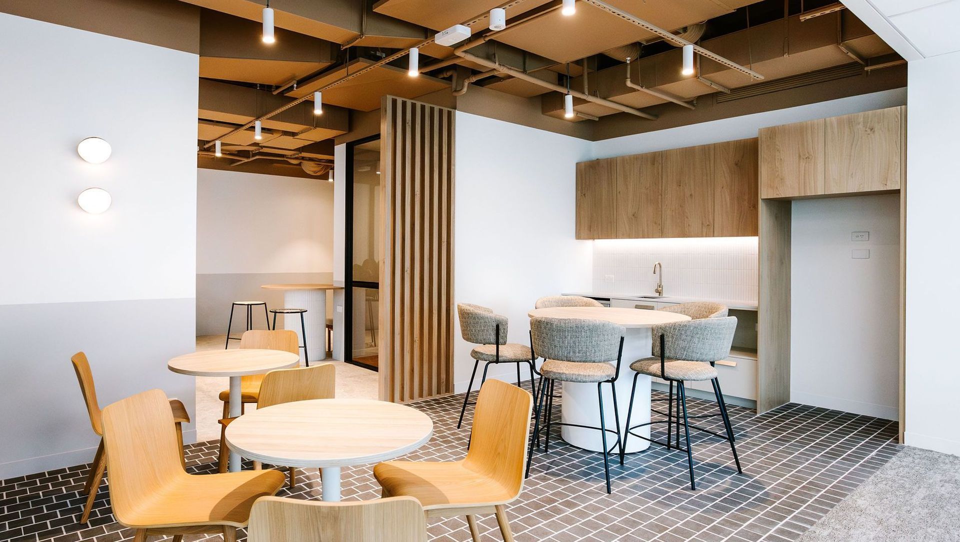 L3/757 Ann Street by TACTIC banner