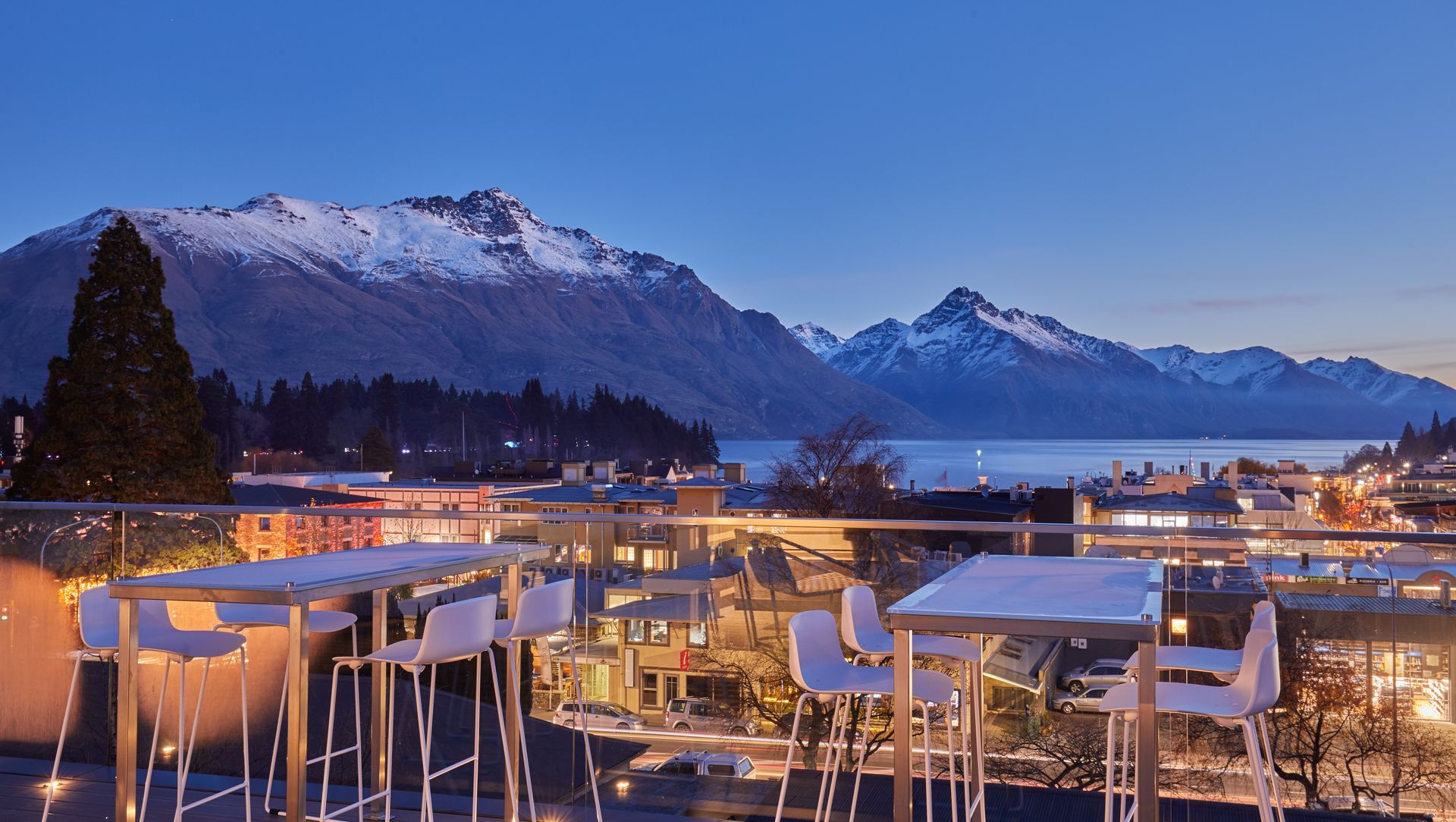 MiPad Queenstown banner