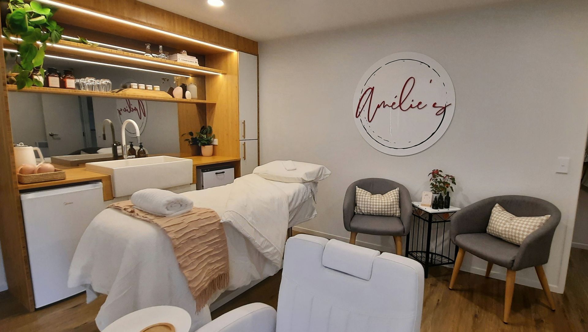 The Cocoon Day Spa banner