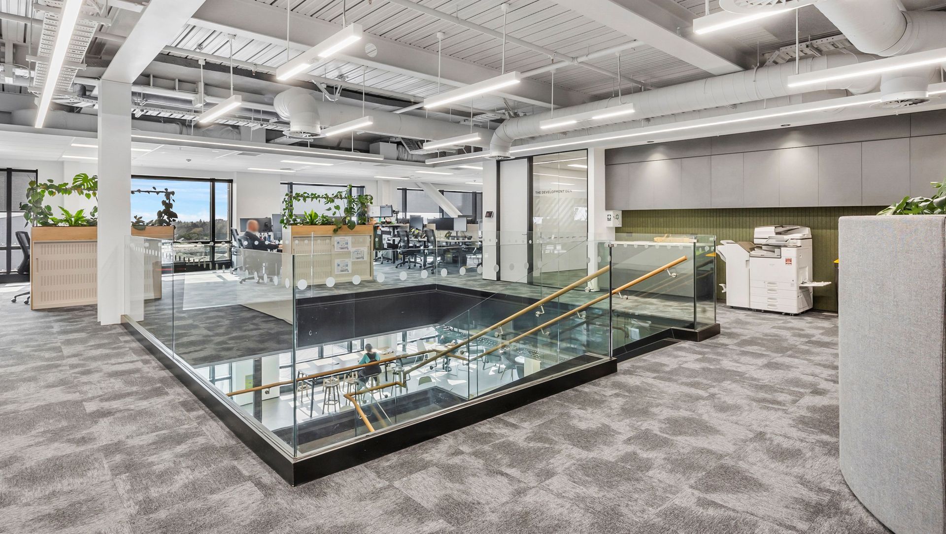 HW Richardson Group Tower banner