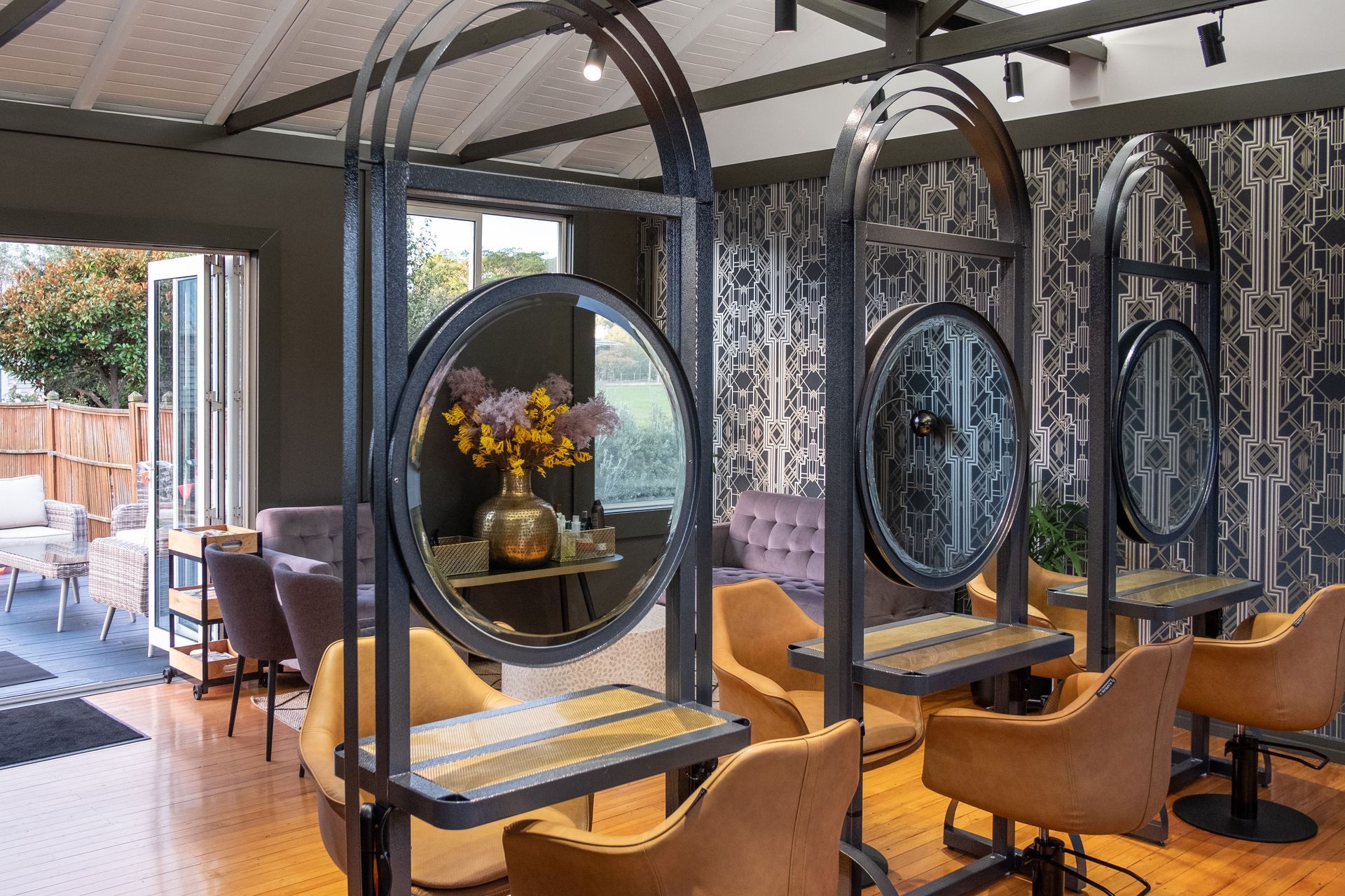 Shambahla hair salon