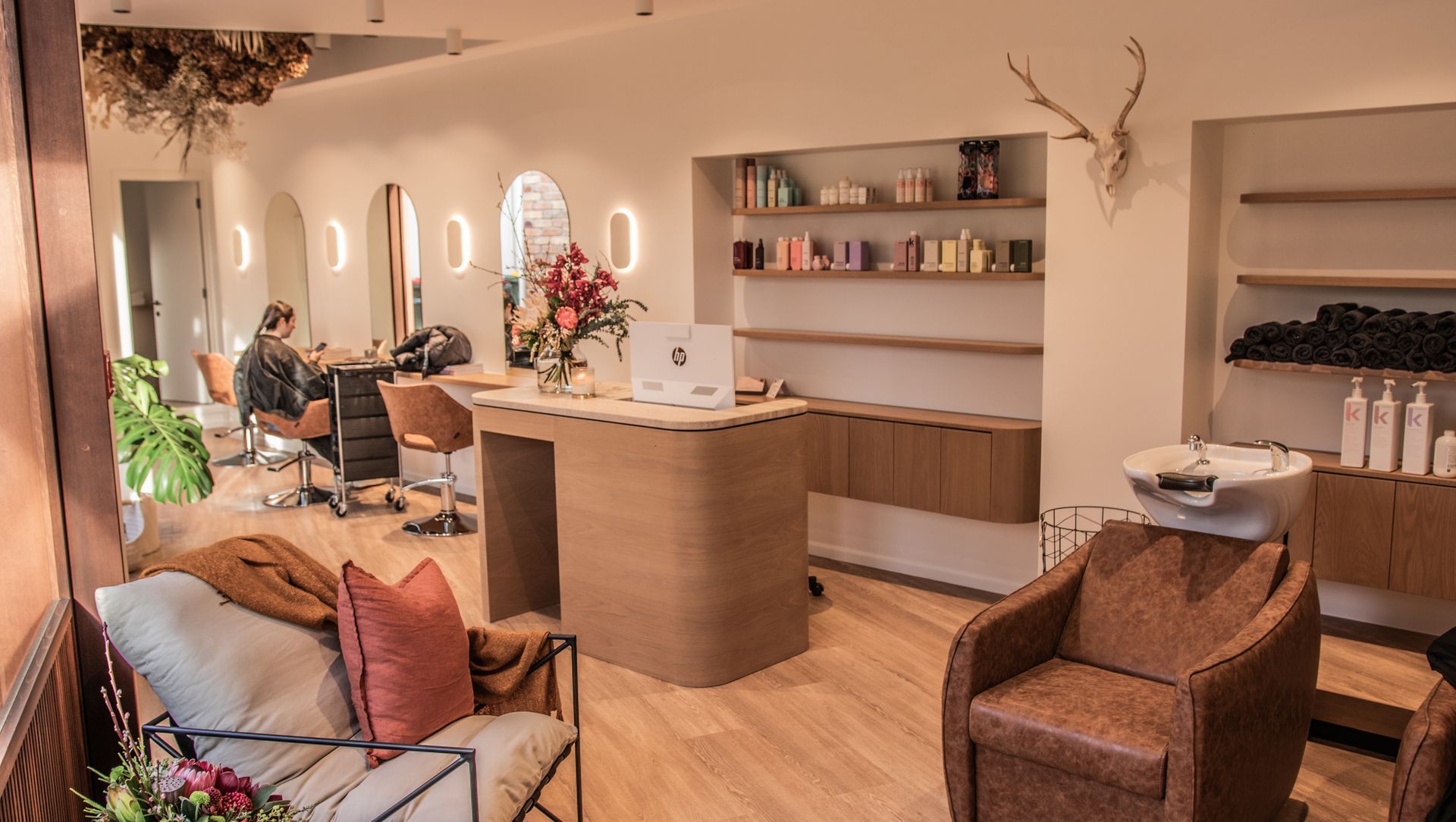 Hare & Hunter banner