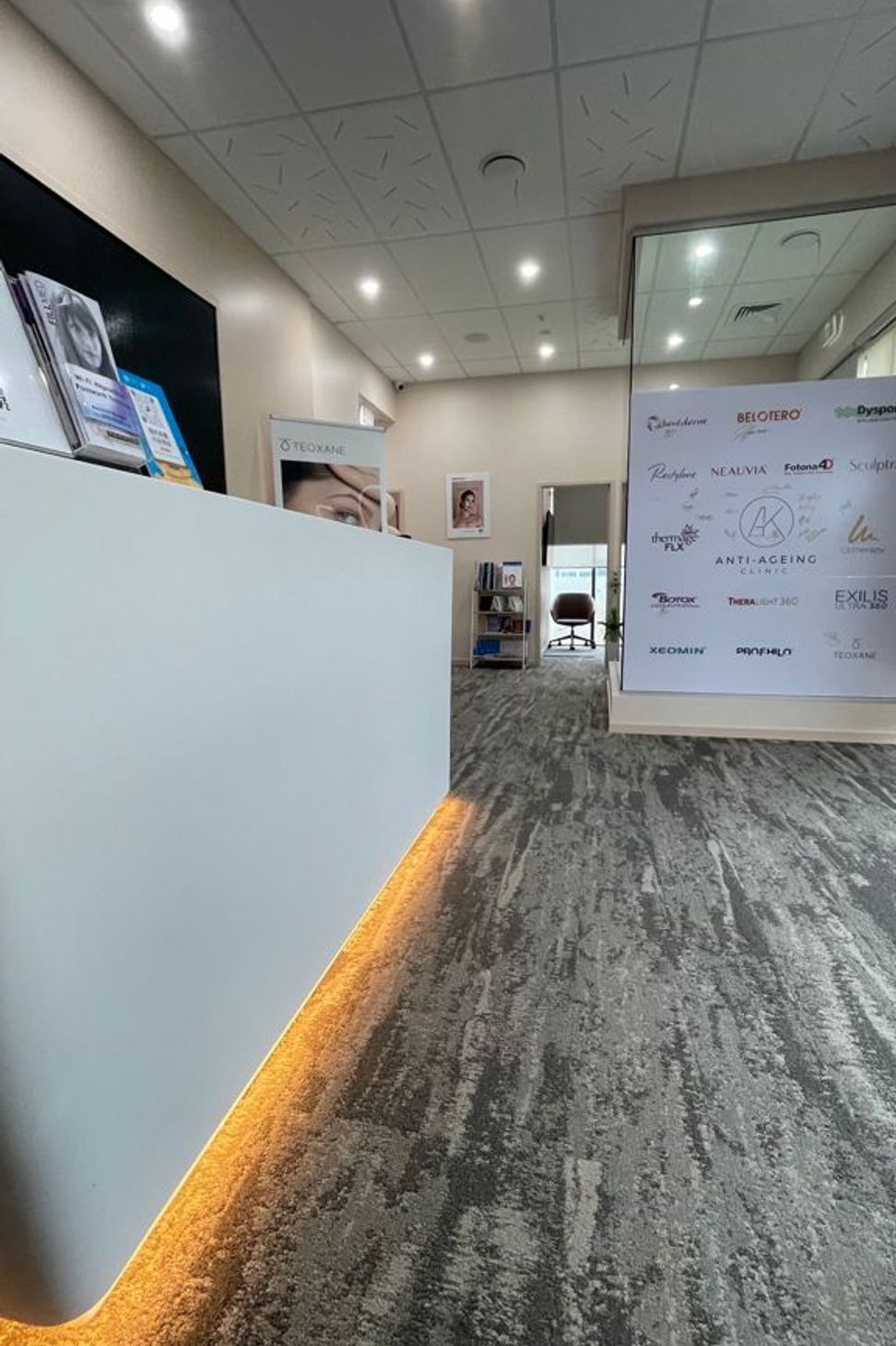 AK Pro Anti-Ageing Clinic