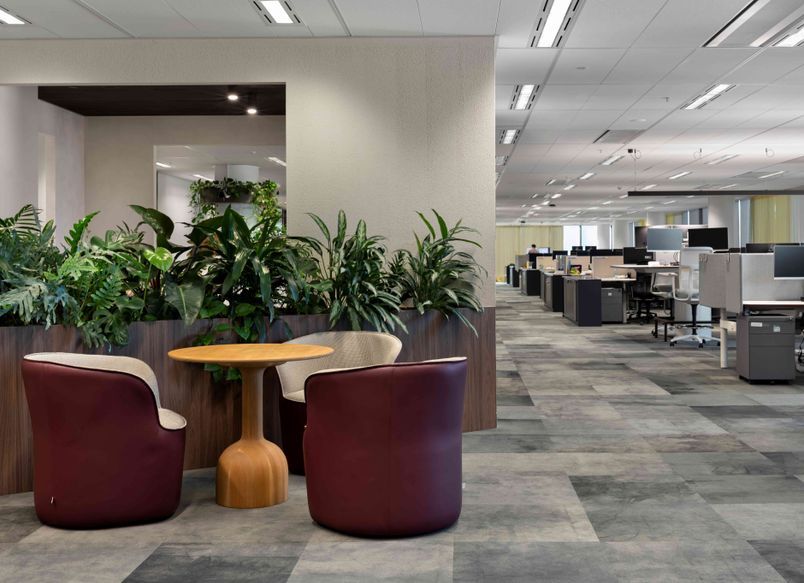 DLA Piper by Outline Design Office