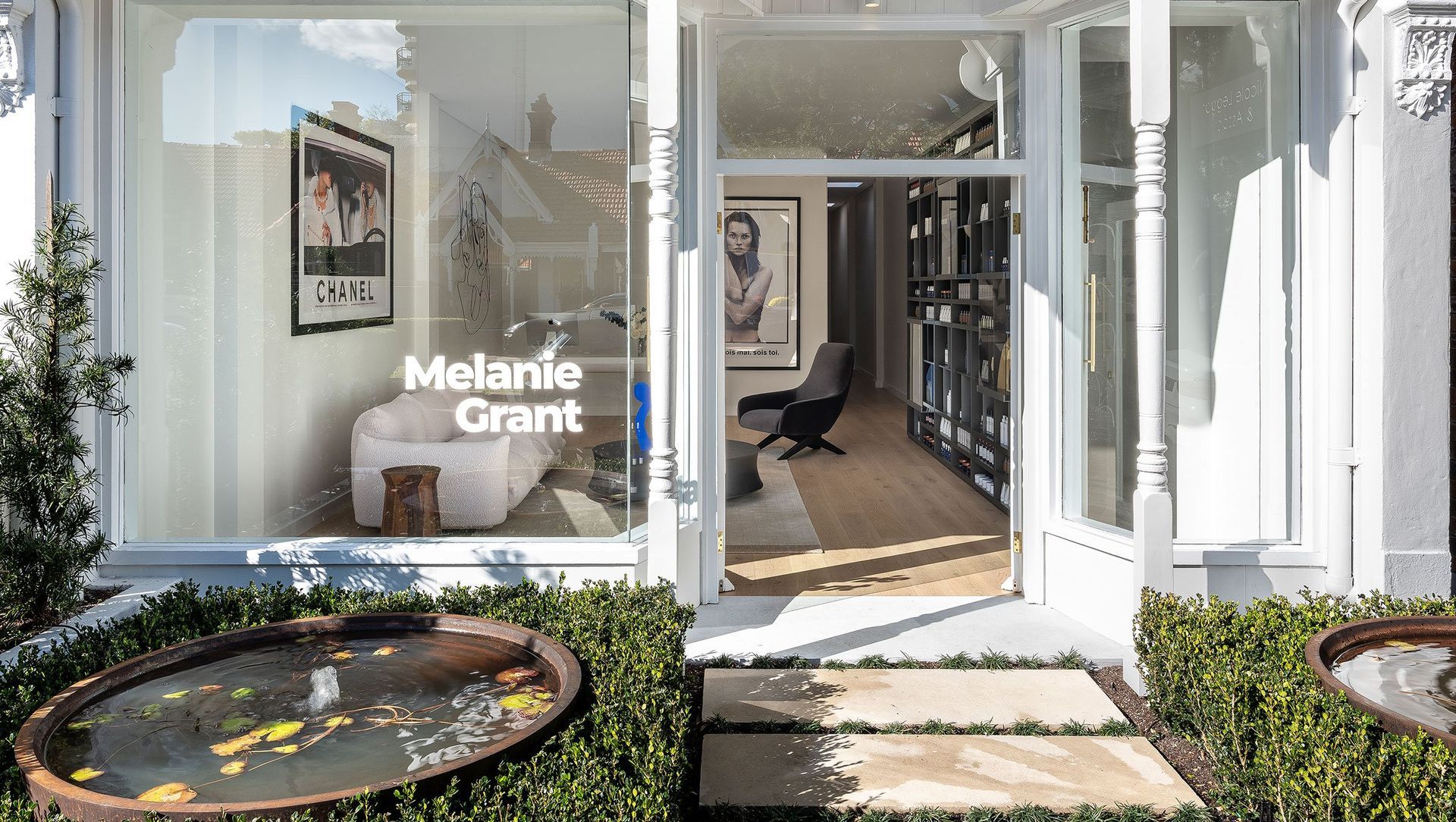 Melanie Grant banner