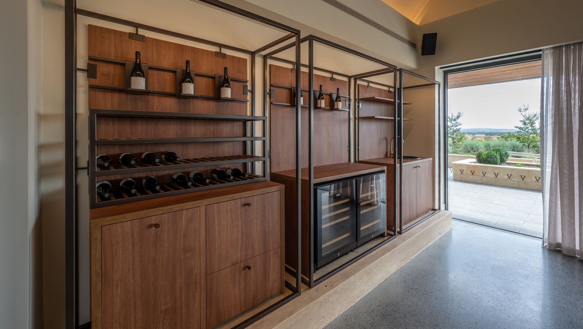 V Vineyard Winery – ‘Box Wood’ banner