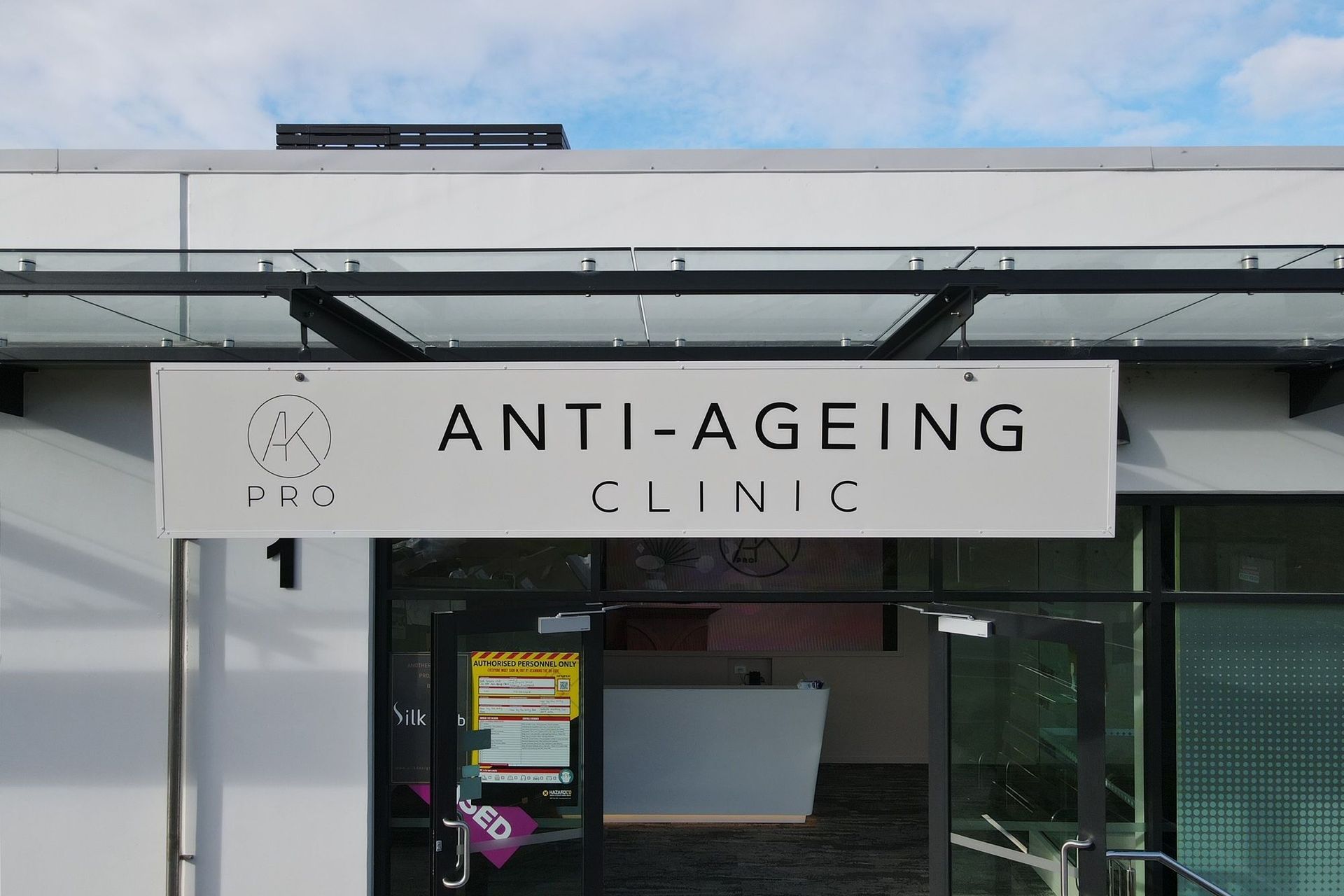 AK Pro Anti-Ageing Clinic