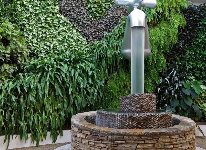 Puzzling World Green Wall