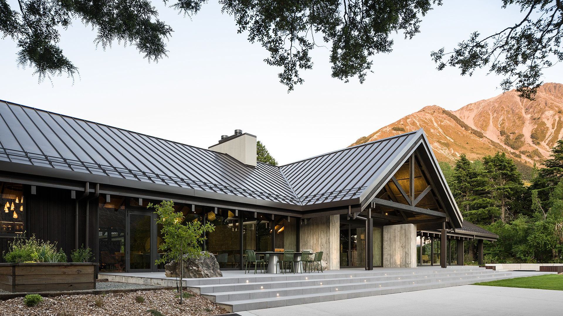 Sugarloaf at Flockhill  - Videography by Paul Brandon Films, Photograph  by Lightforge Photography  video