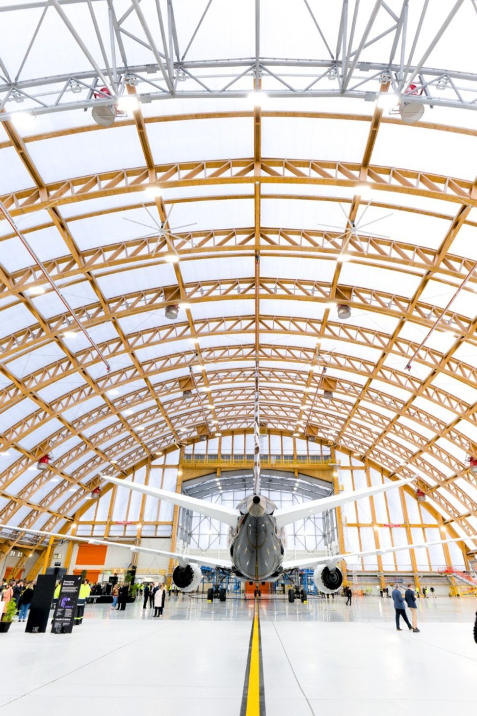 air-nz-hangar-4-lowres-02.jpg