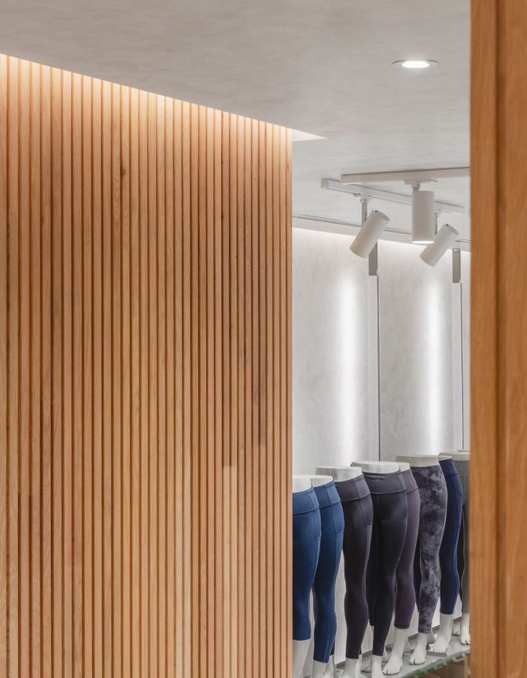 Lululemon Brookfield Place