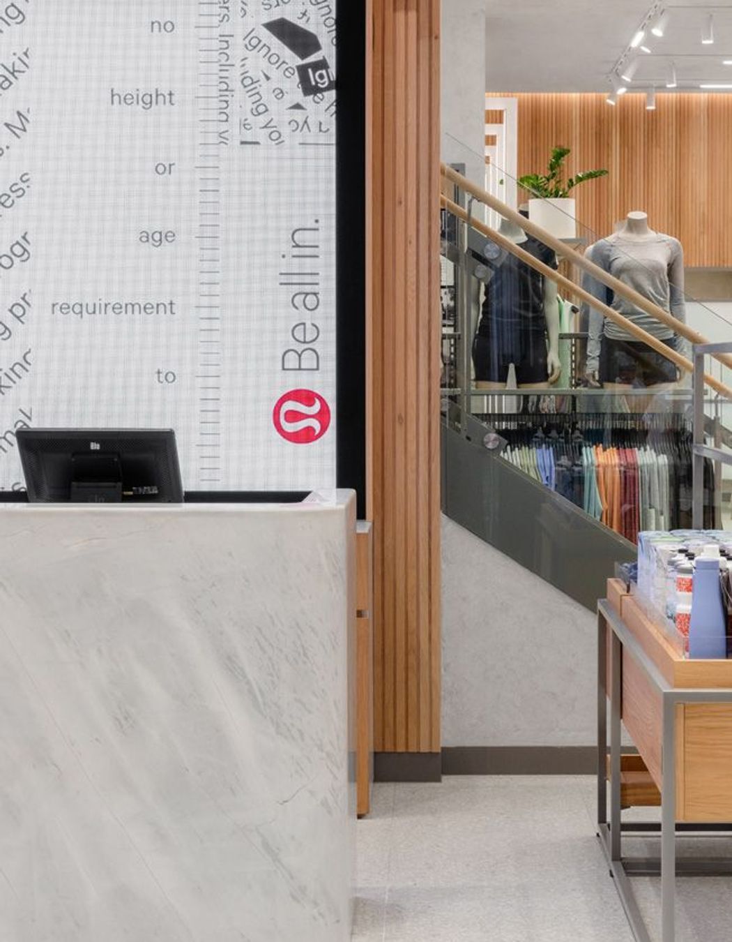 Lululemon Brookfield Place