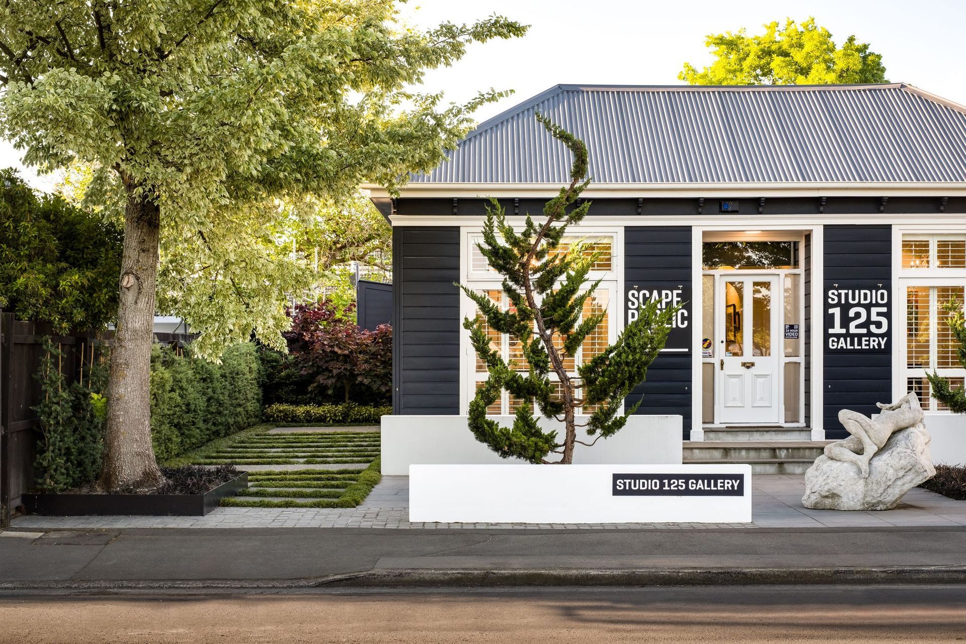 Aikmans Road, Merivale