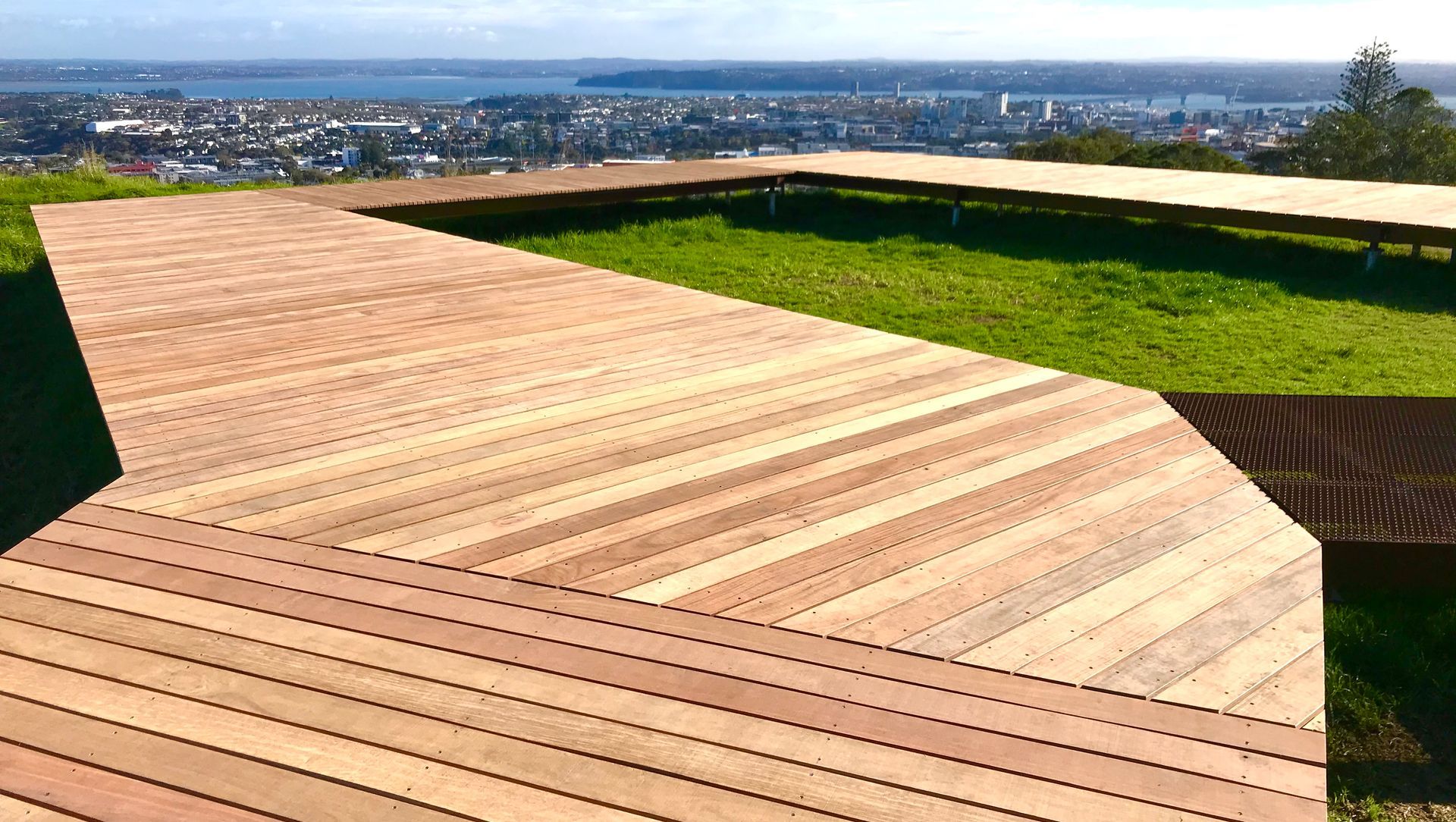 Maungawhau / Mt Eden Boardwalk banner