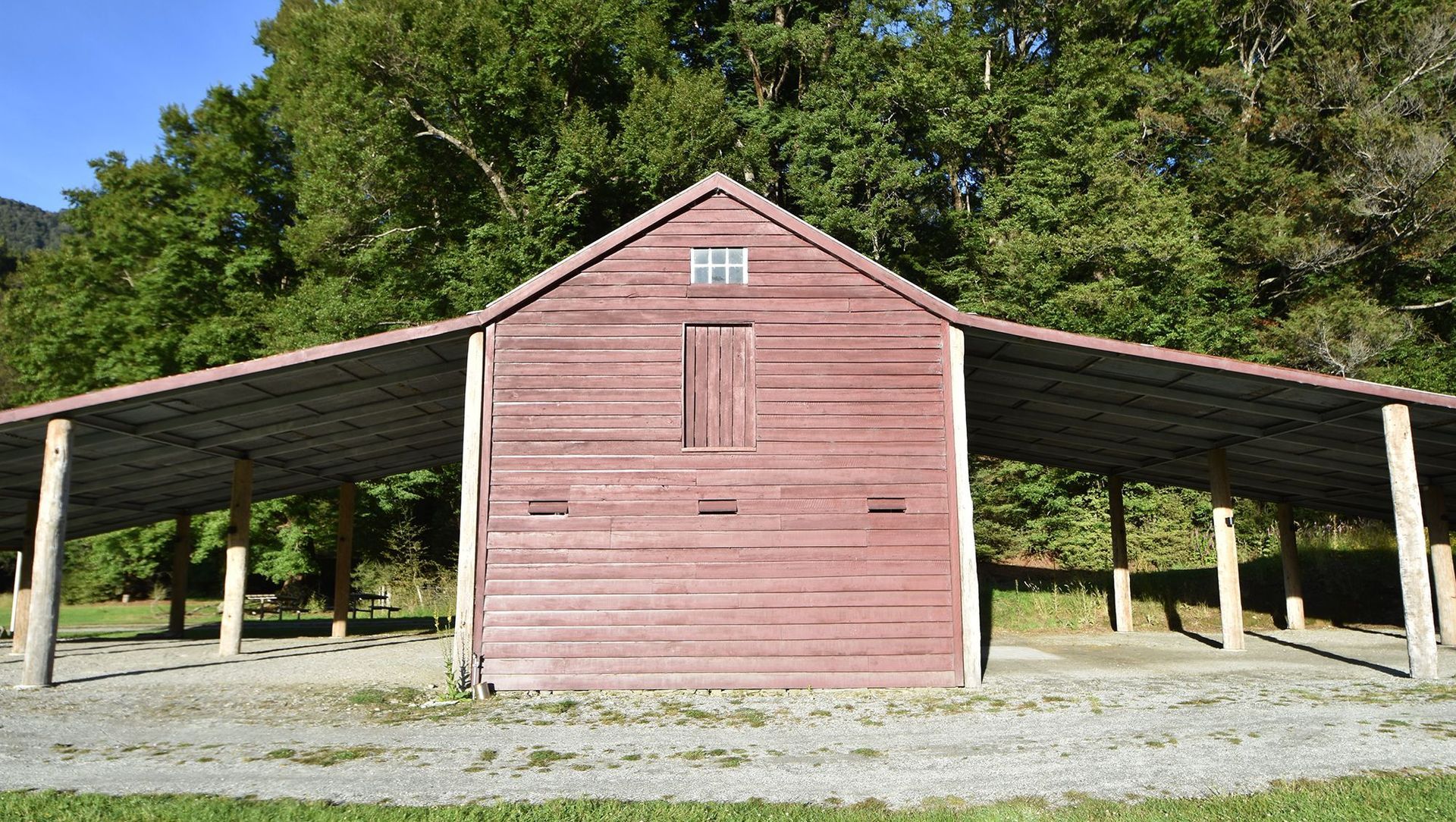 The Barn, Paradise banner