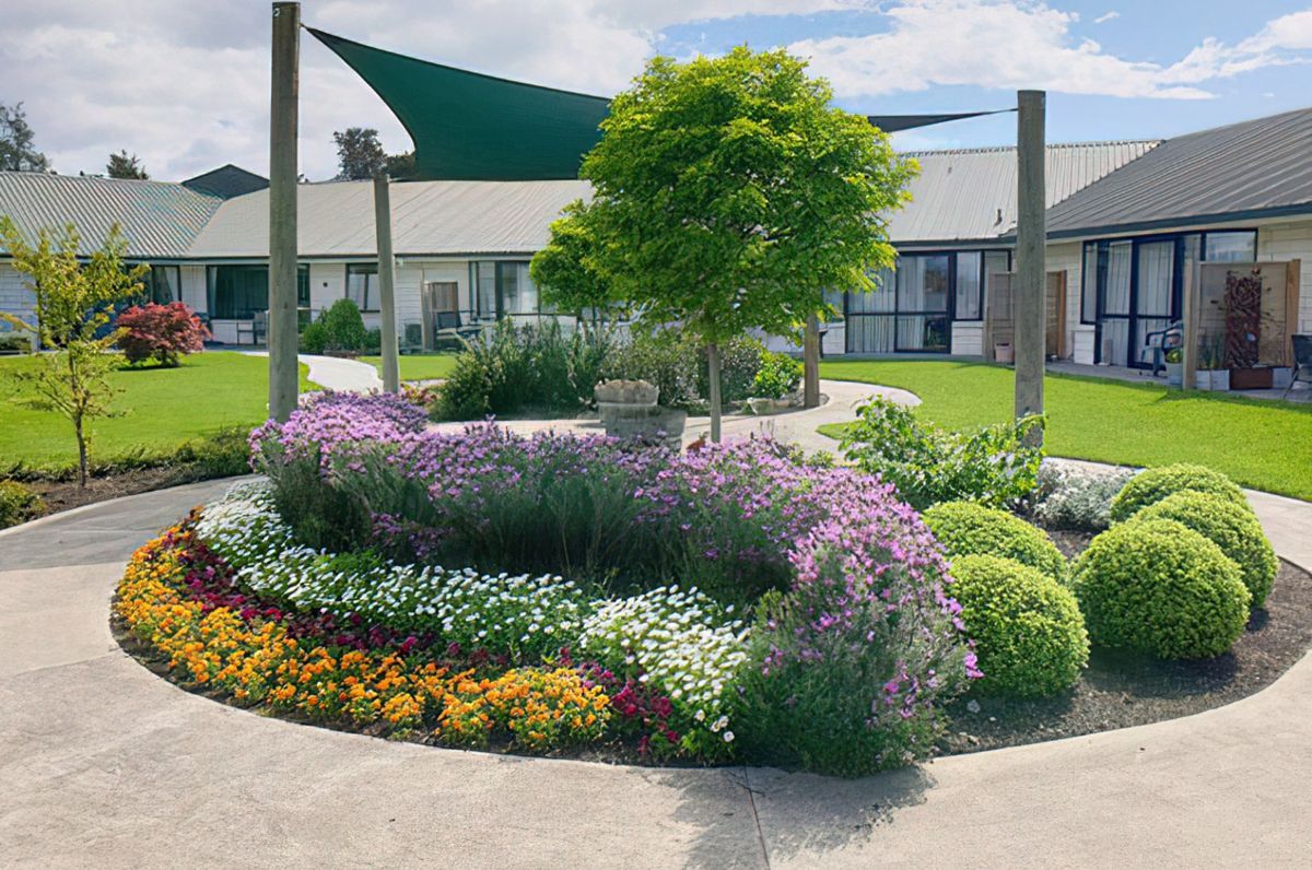 Woodlands Courtyard