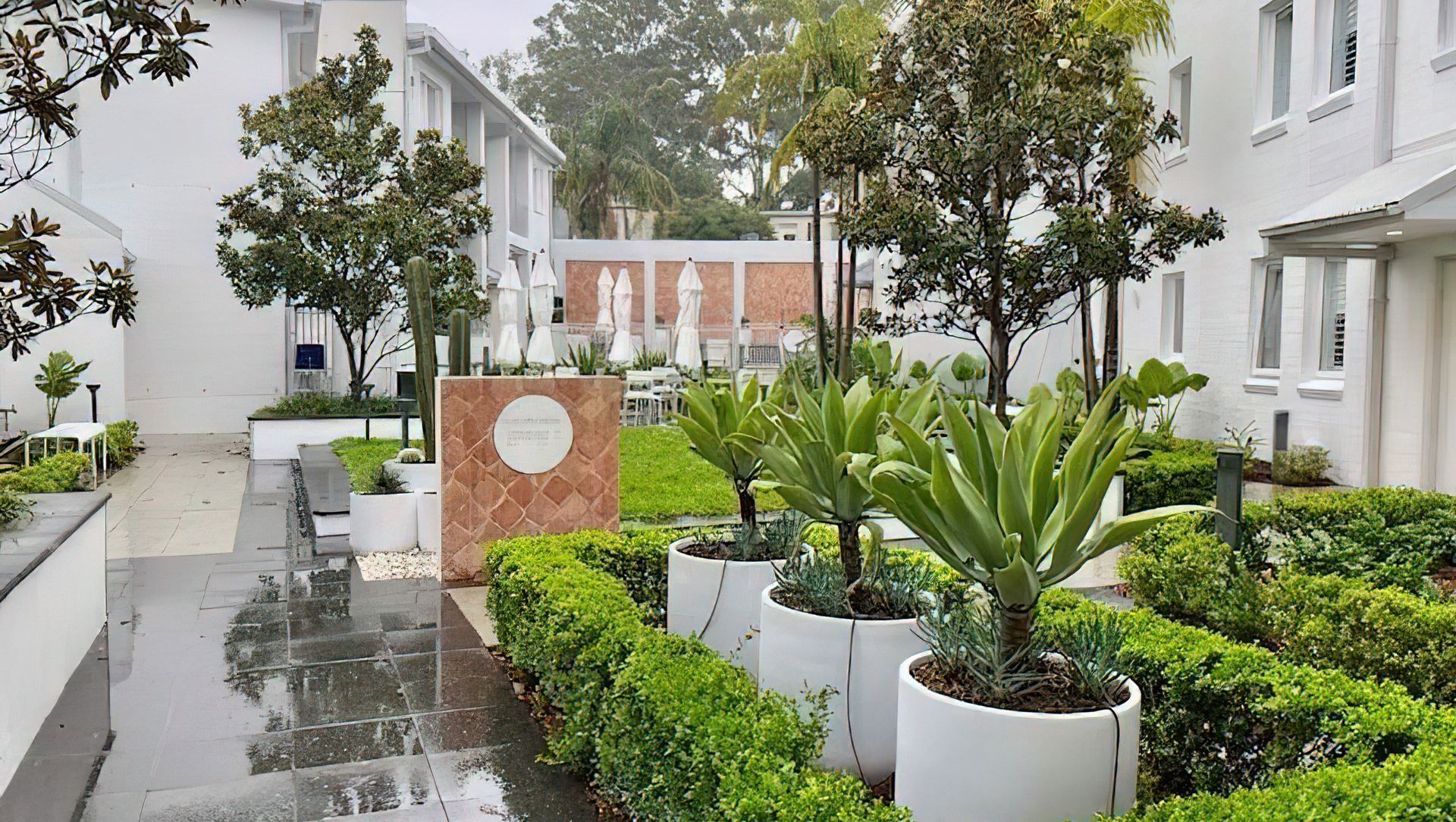 Hotel Garden DesignSydney banner