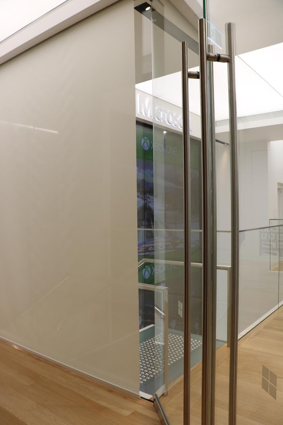 Vertilux-Microsoft-Experience-Centre-Sydney-OneBlind-2.jpg