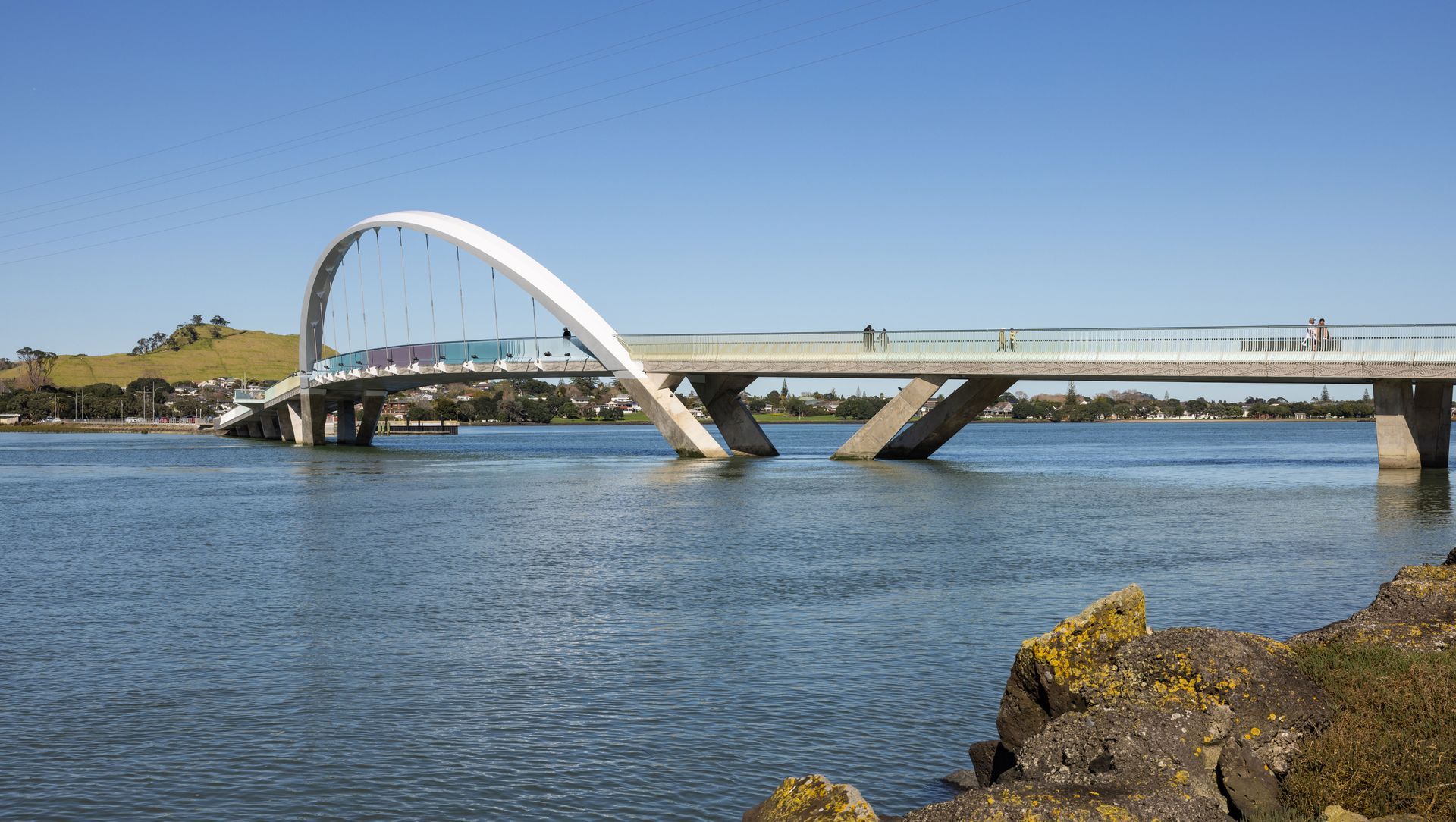 Ngā Hau Māngere Bridge banner