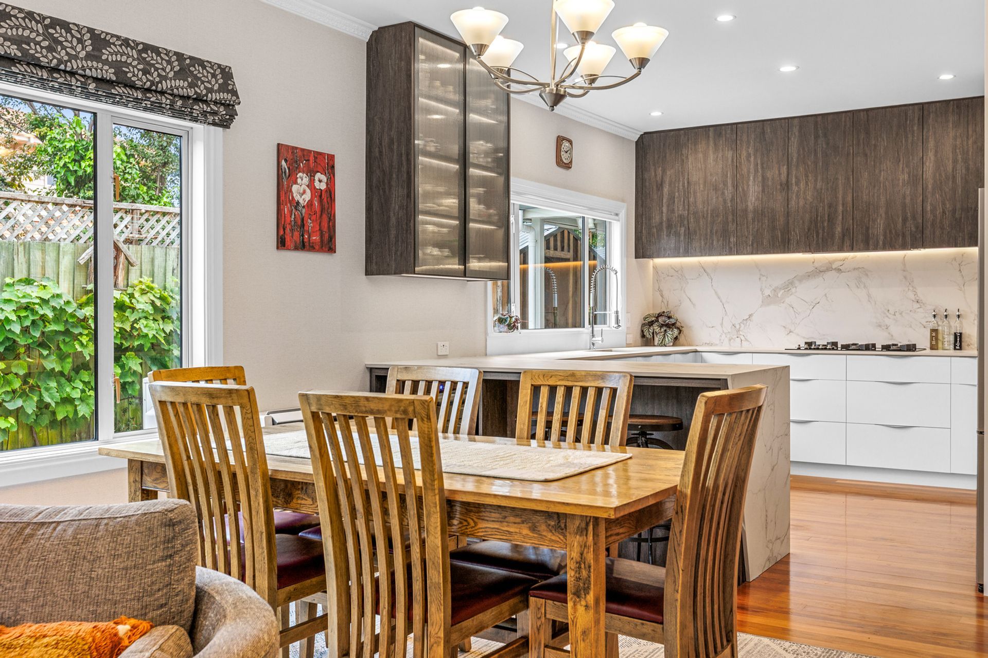 014Open2viewID606123-ModernAgeKitchens.jpg