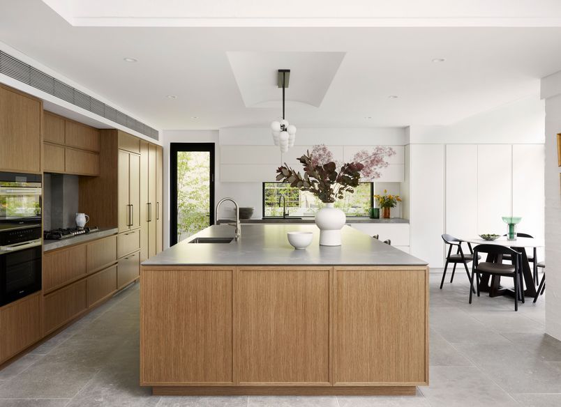 Hopetoun House – Naveneer – ‘Emilia’ ‘Griseo Elm’