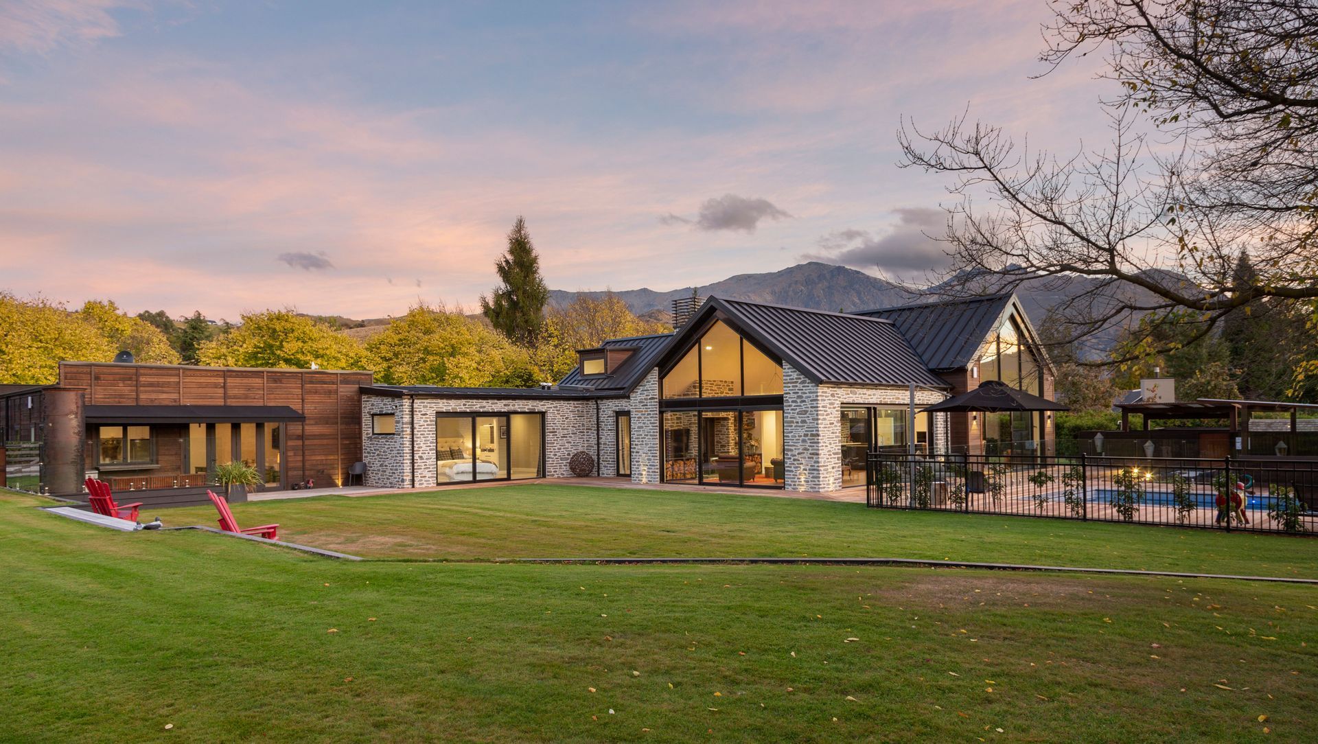 Lake Hayes | Luxury Property banner