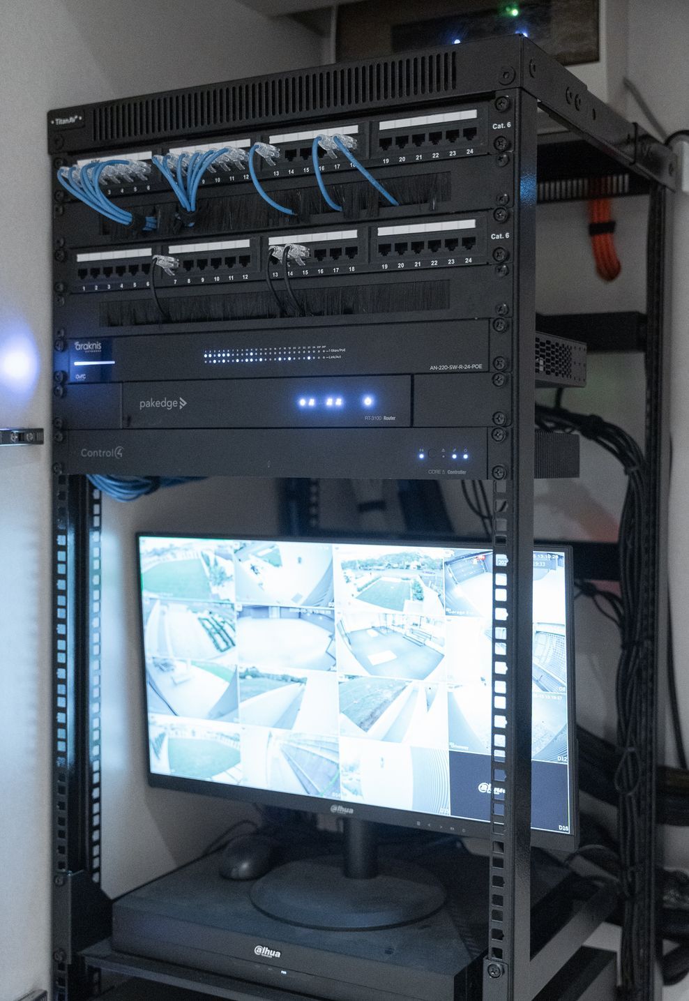 EW108984.jpg