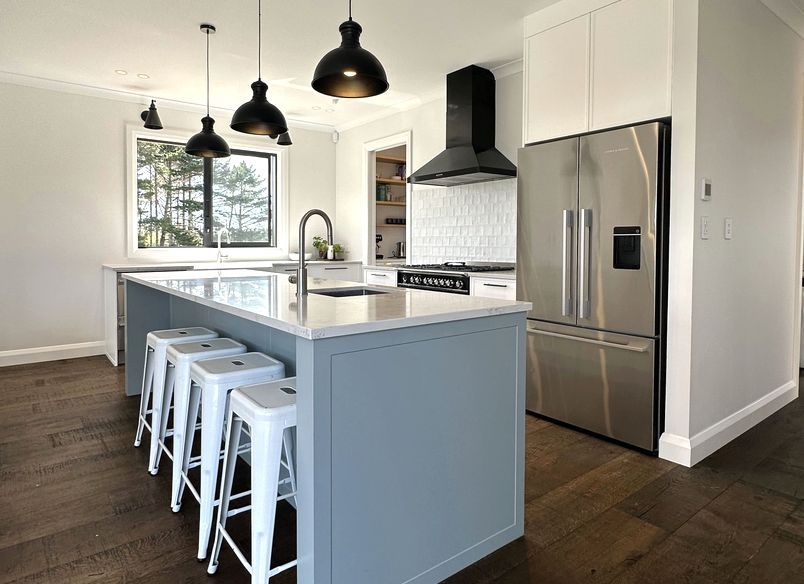 Countryside Elegance Kitchen and Laundry New Build