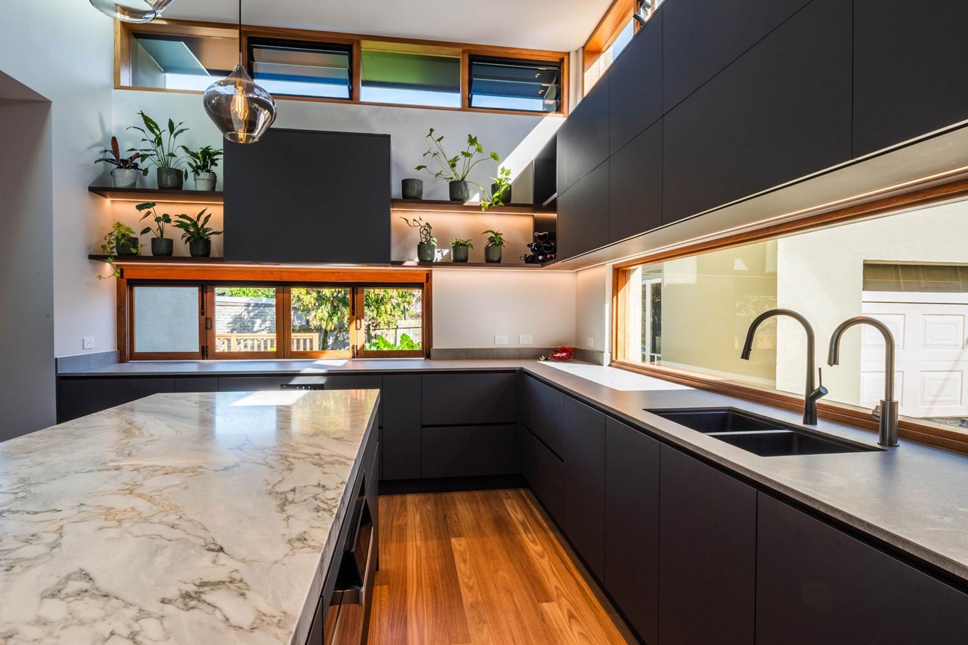 Modern-luxury-kitchen-renovation-using-Nikpol-Navurban-Quartzite-liebherr-fridge-miele-ovens-sirius-rangehoods-zip-tap-abey-sinks-009.jpg
