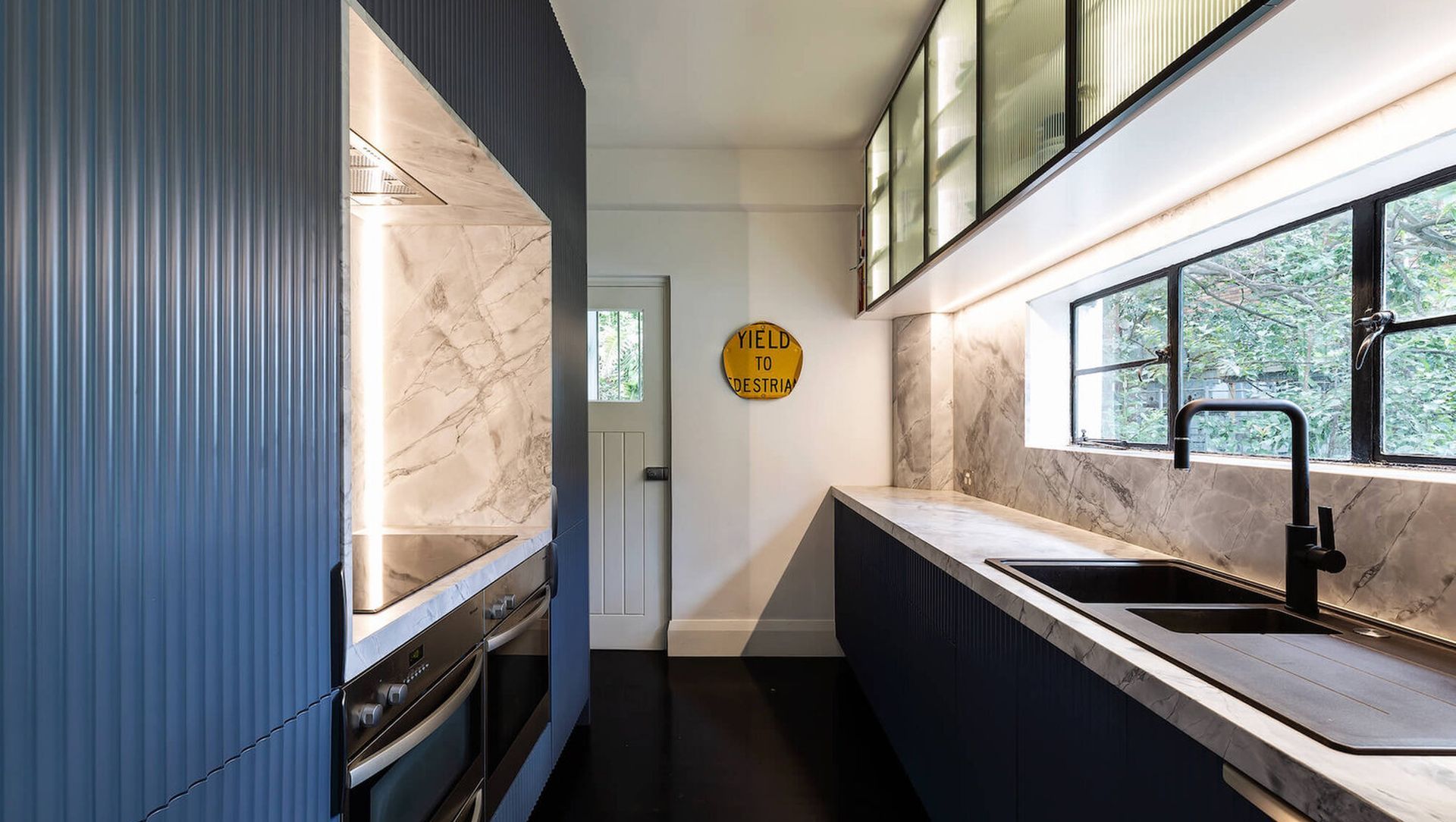 Potts Point Apartment banner