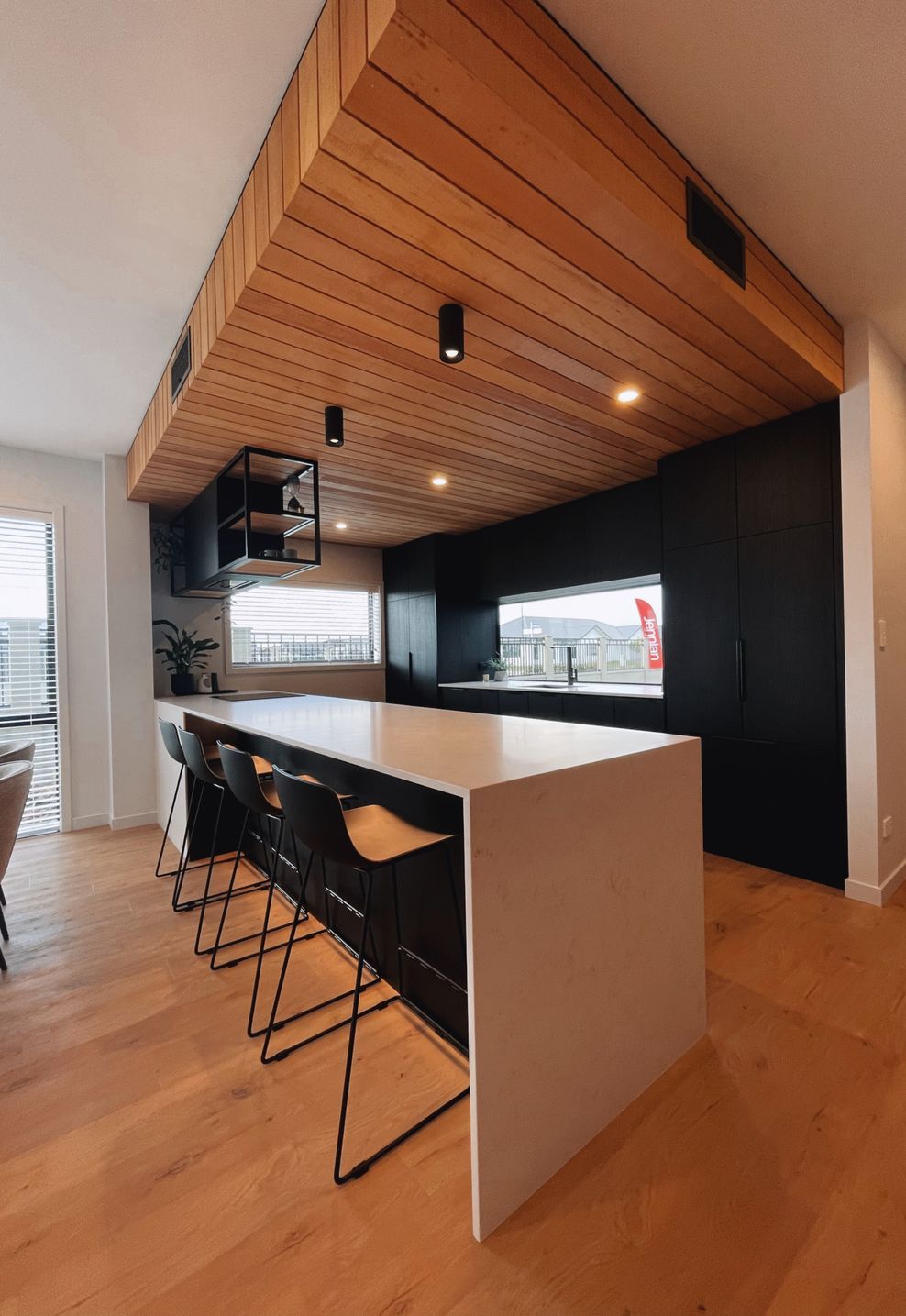 SwitchLighting-SolarConcepts-Jennian-Homes-Kitchen2SurfaceMount.jpg