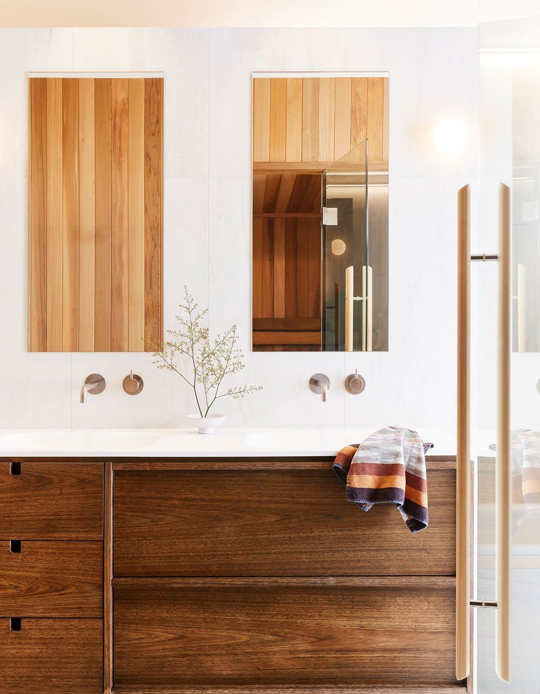 Prime Veneer, Tasmanian Blackwood - Crown Cut. Interior Design by Annique Heesen of Gezellig Interiors with design detailing by Niche Design Co. Joinery by Eastwood, Build by Thorne Group Architecture. Photography by Matt Queree