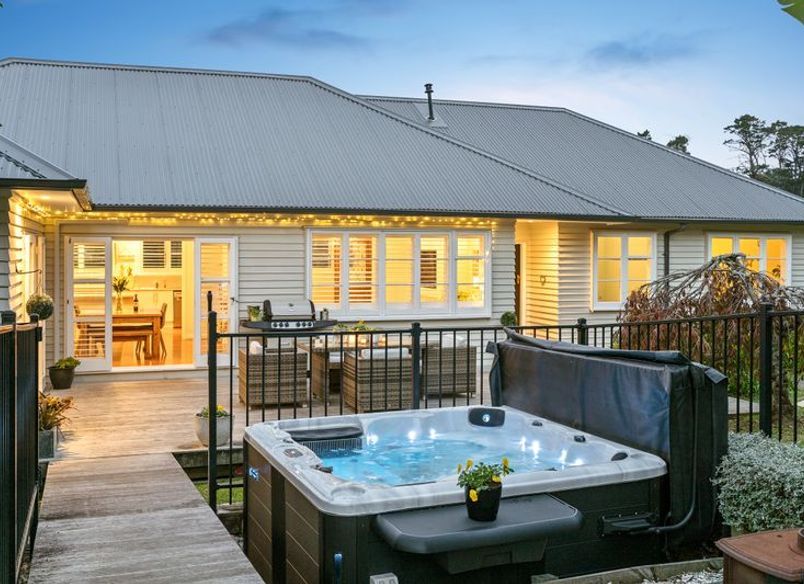 Adding a Modern Touch to a Classic Bungalow in Auckland