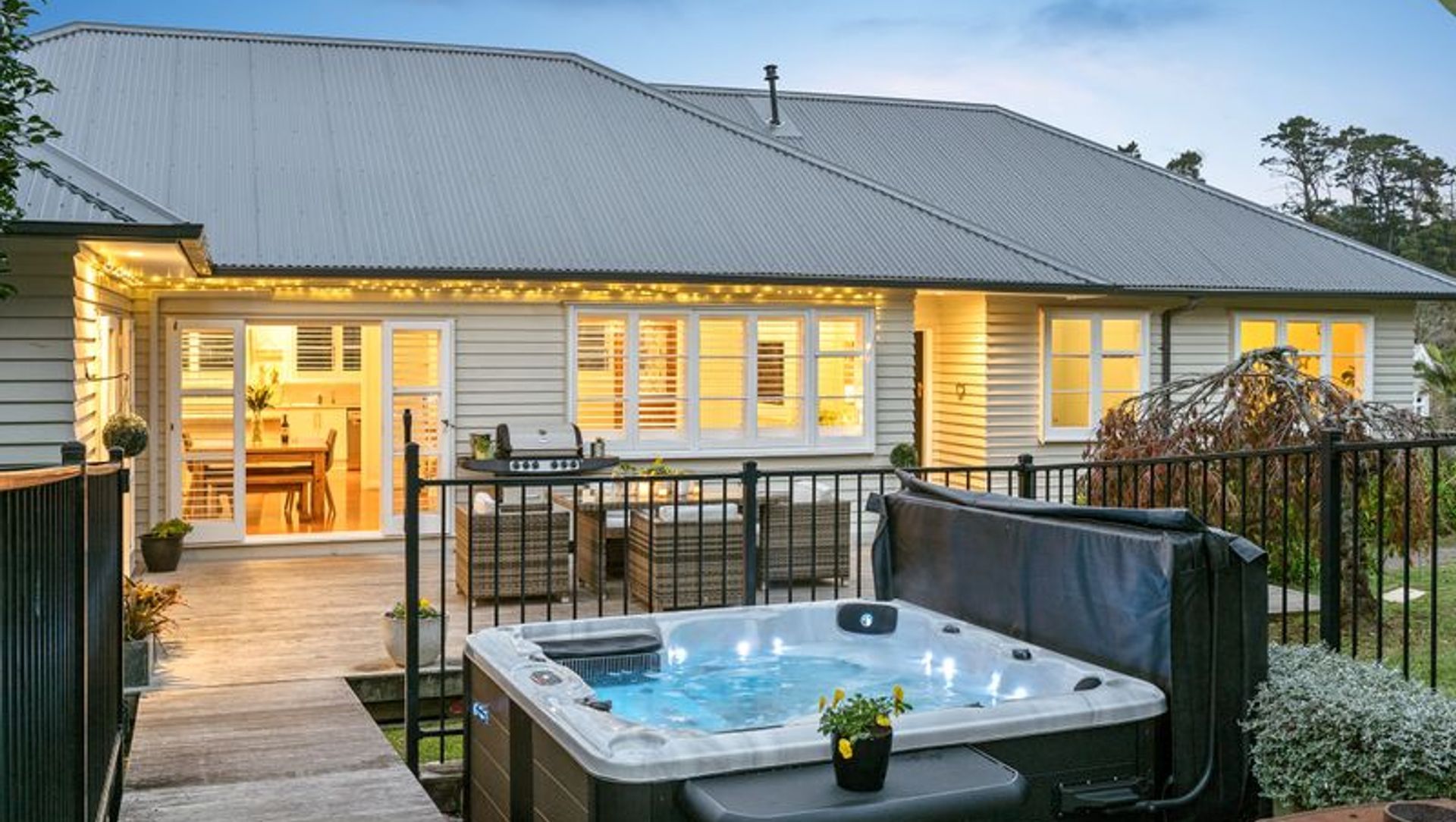 Adding a Modern Touch to a Classic Bungalow in Auckland banner