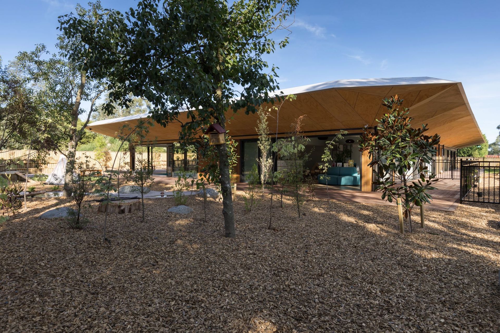 Three Trees Learning Centre, Rollerston