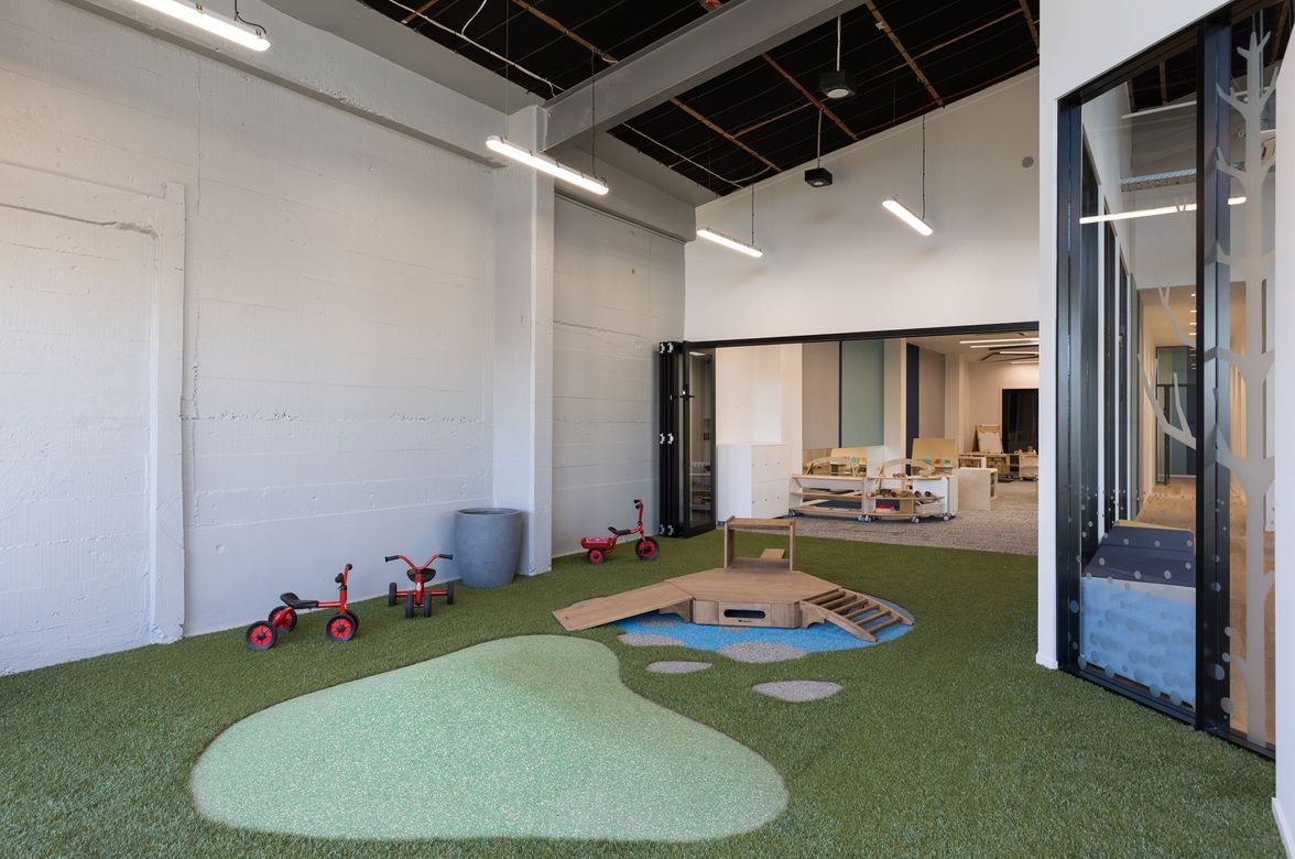 ACG Parnell by Fat Parrot