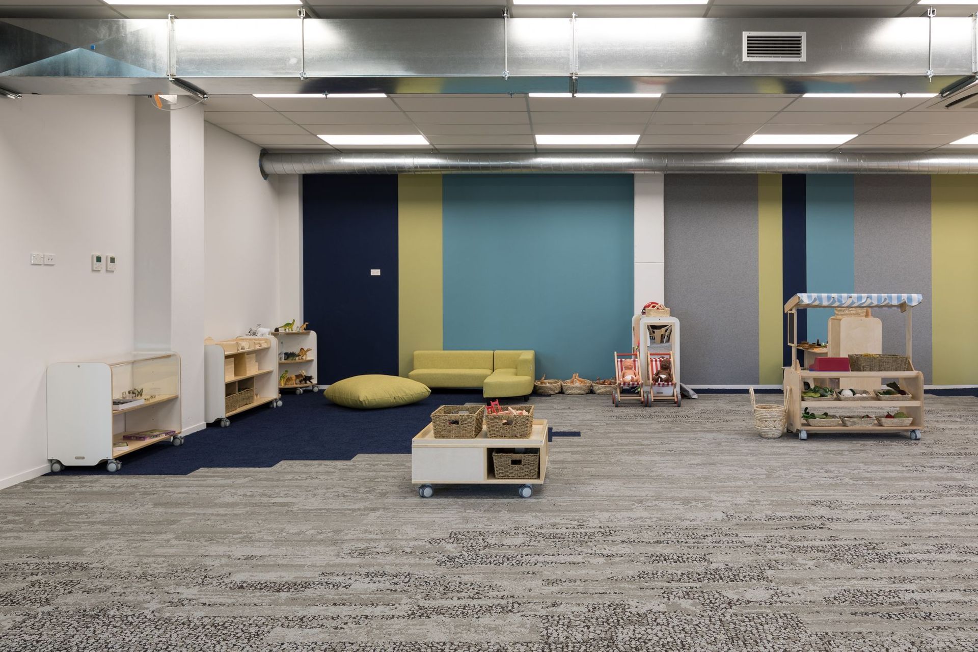 ACG Parnell by Fat Parrot