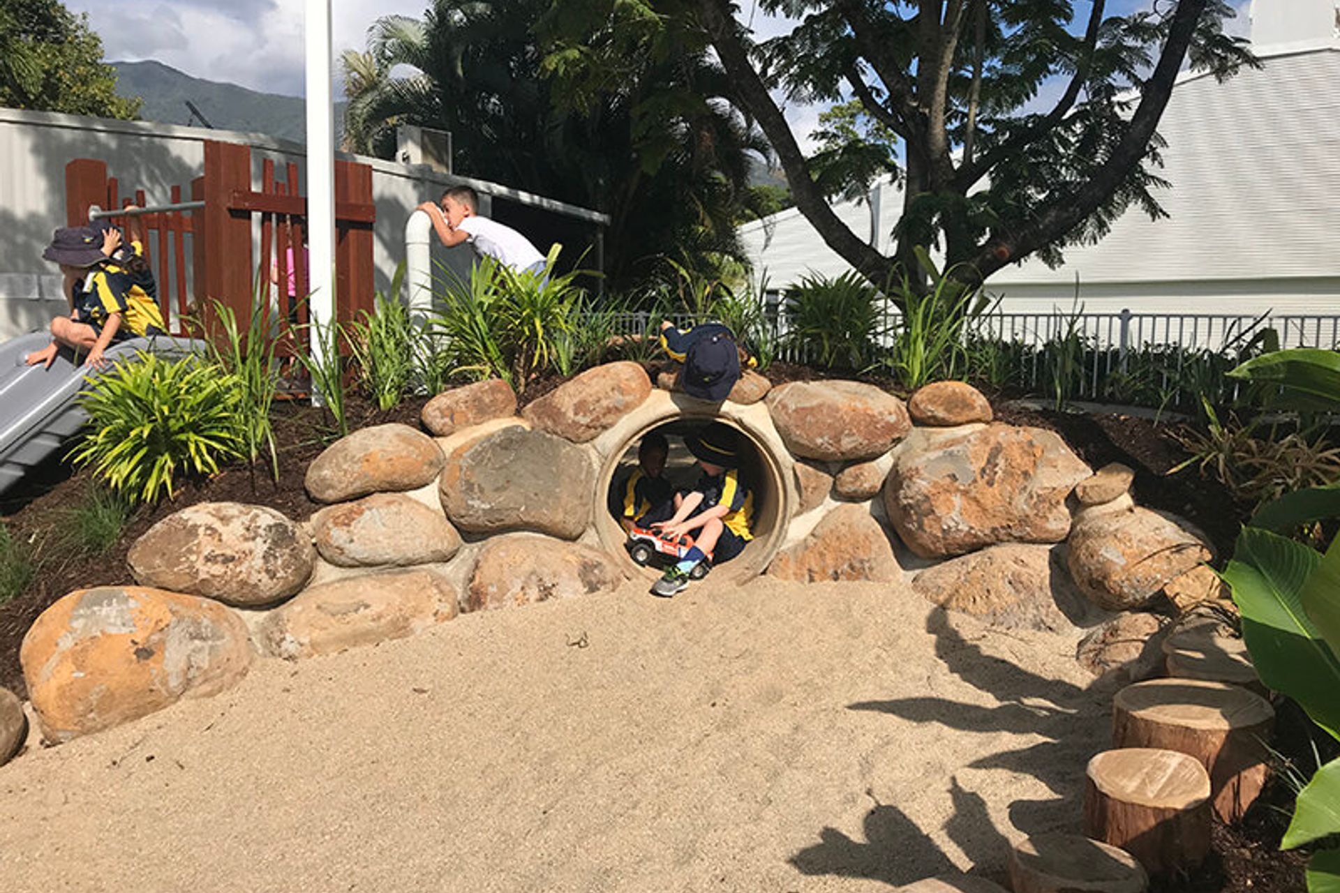 Freshwater Christian College  Learning Outdoor Nature Play