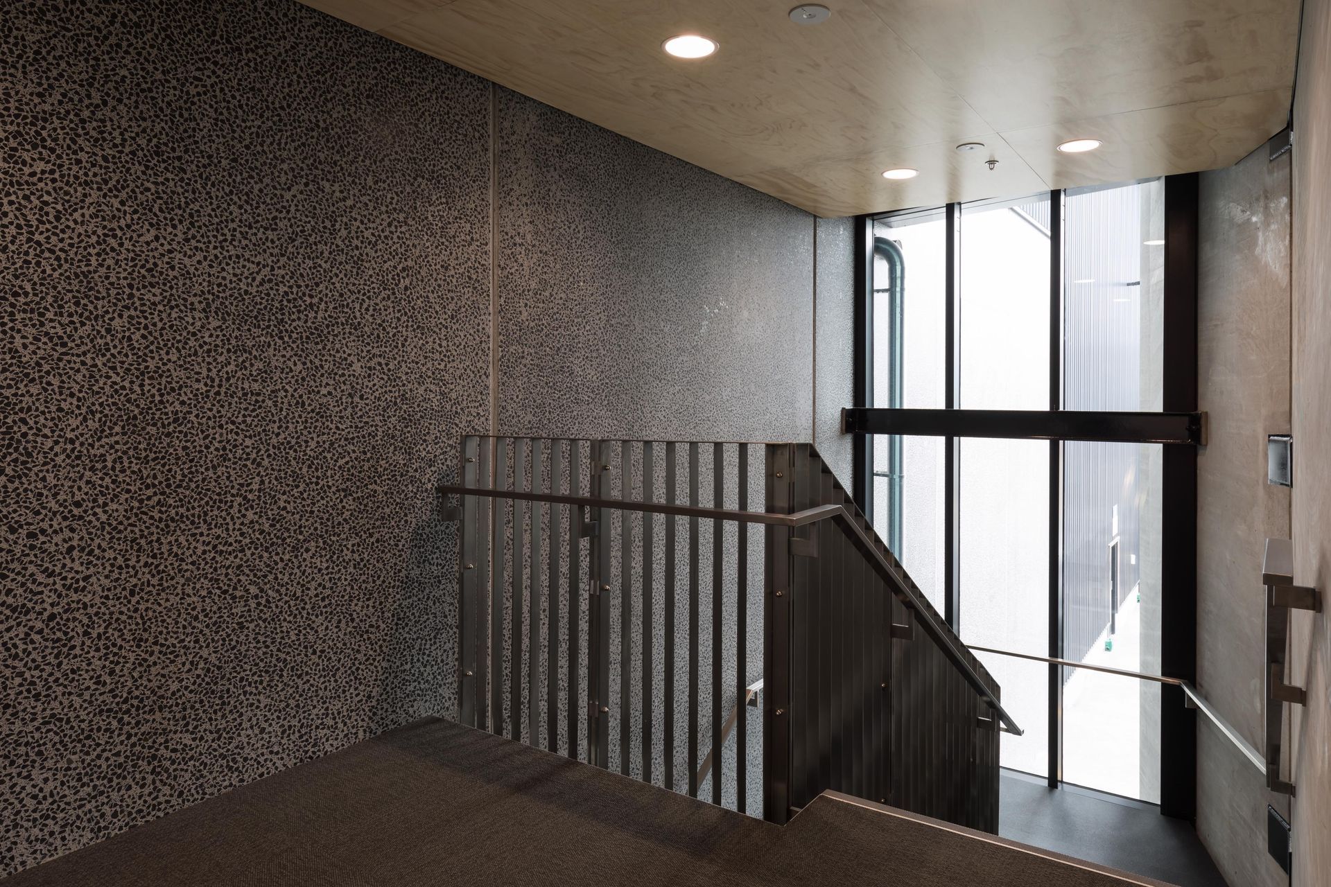 19 Timberly - Auckland Airport