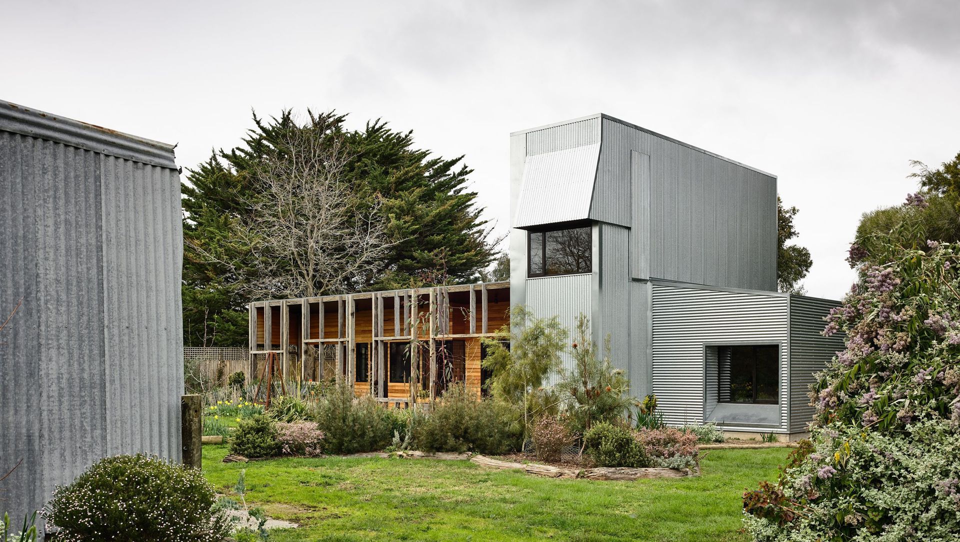 Leongatha Shed banner