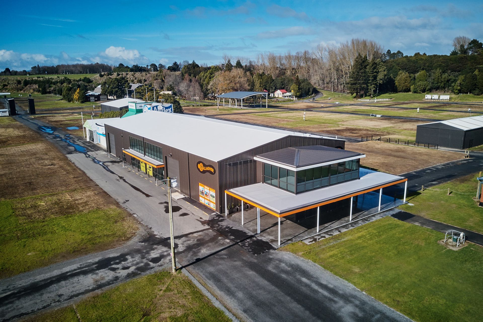 Gallagher Building, Mystery Creek