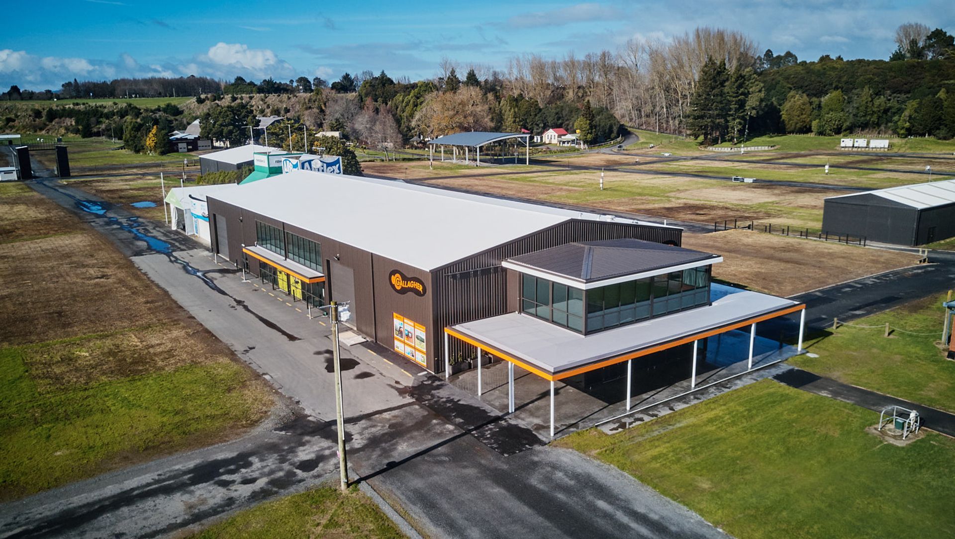 Gallagher Building, Mystery Creek banner