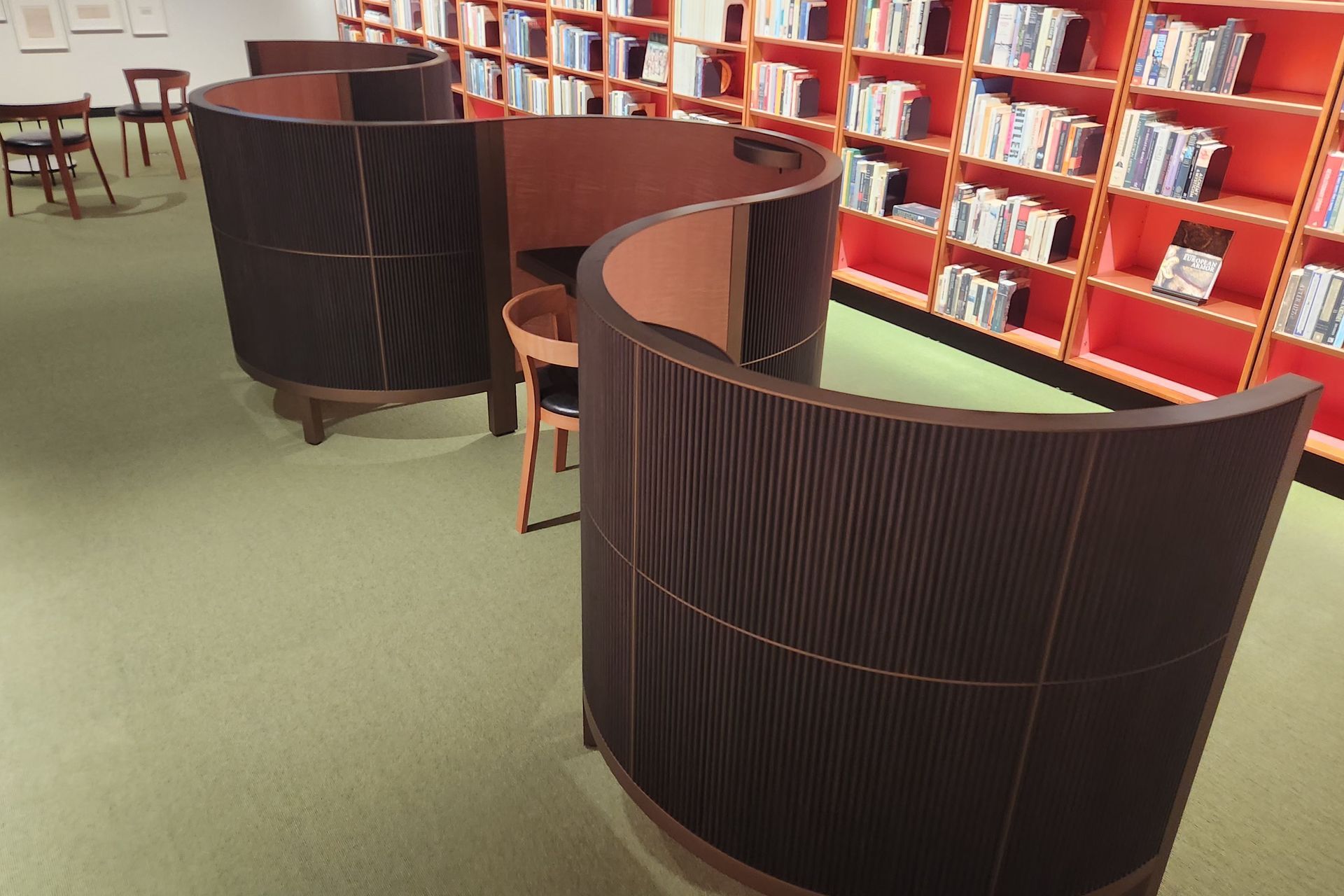S-desk.jpg